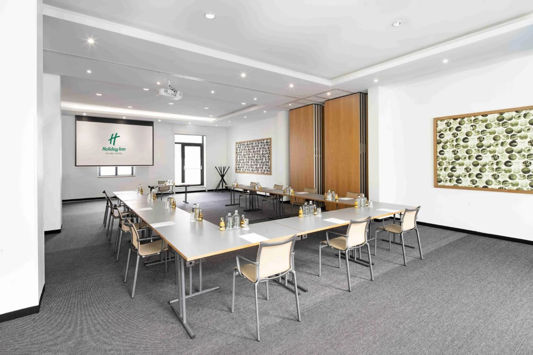 Meeting/conference room in Holiday Inn Frankfurt - Alte Oper by IHG