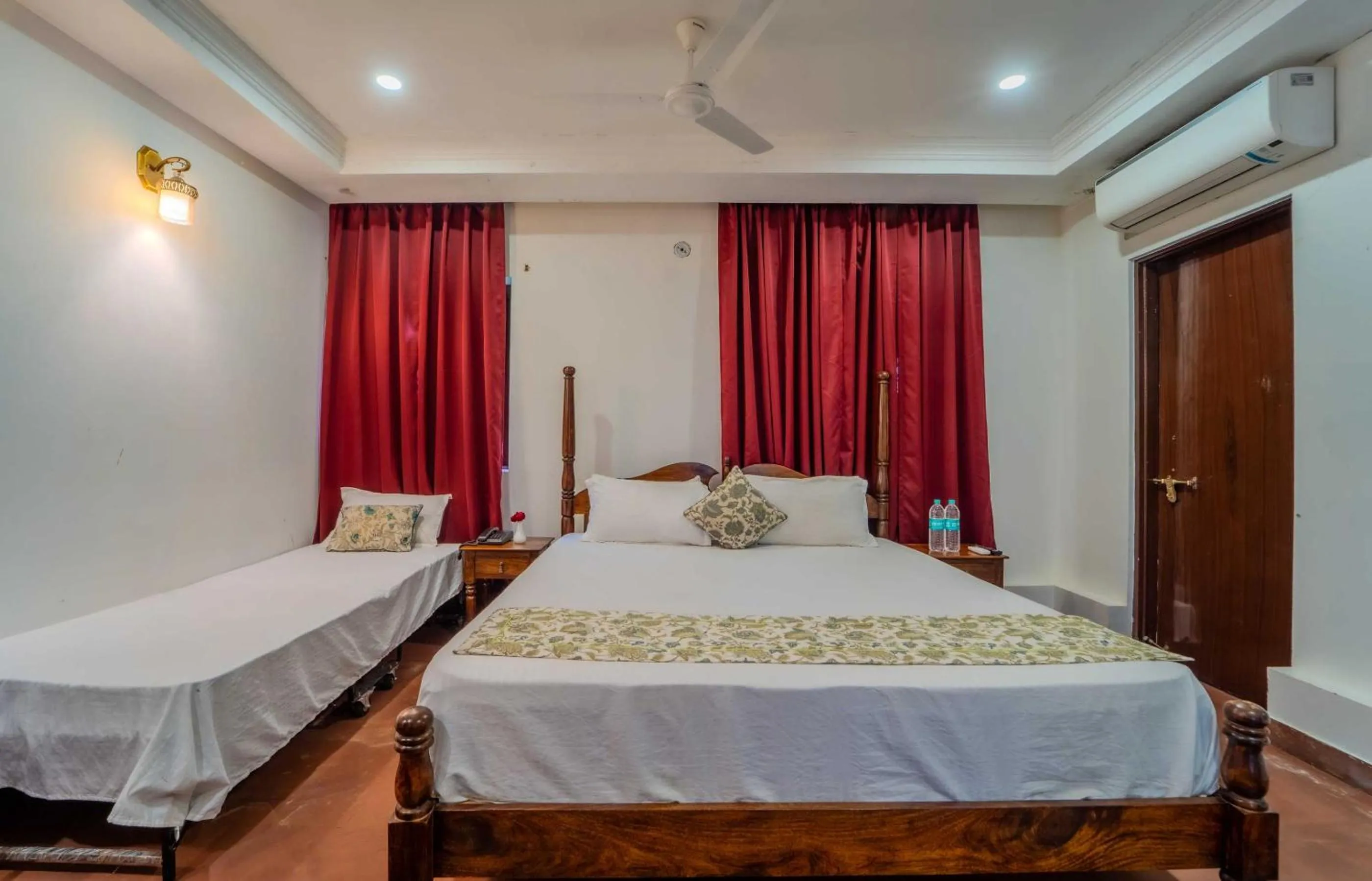 Bedroom, Bed in Fort Khawa Palace and Resort