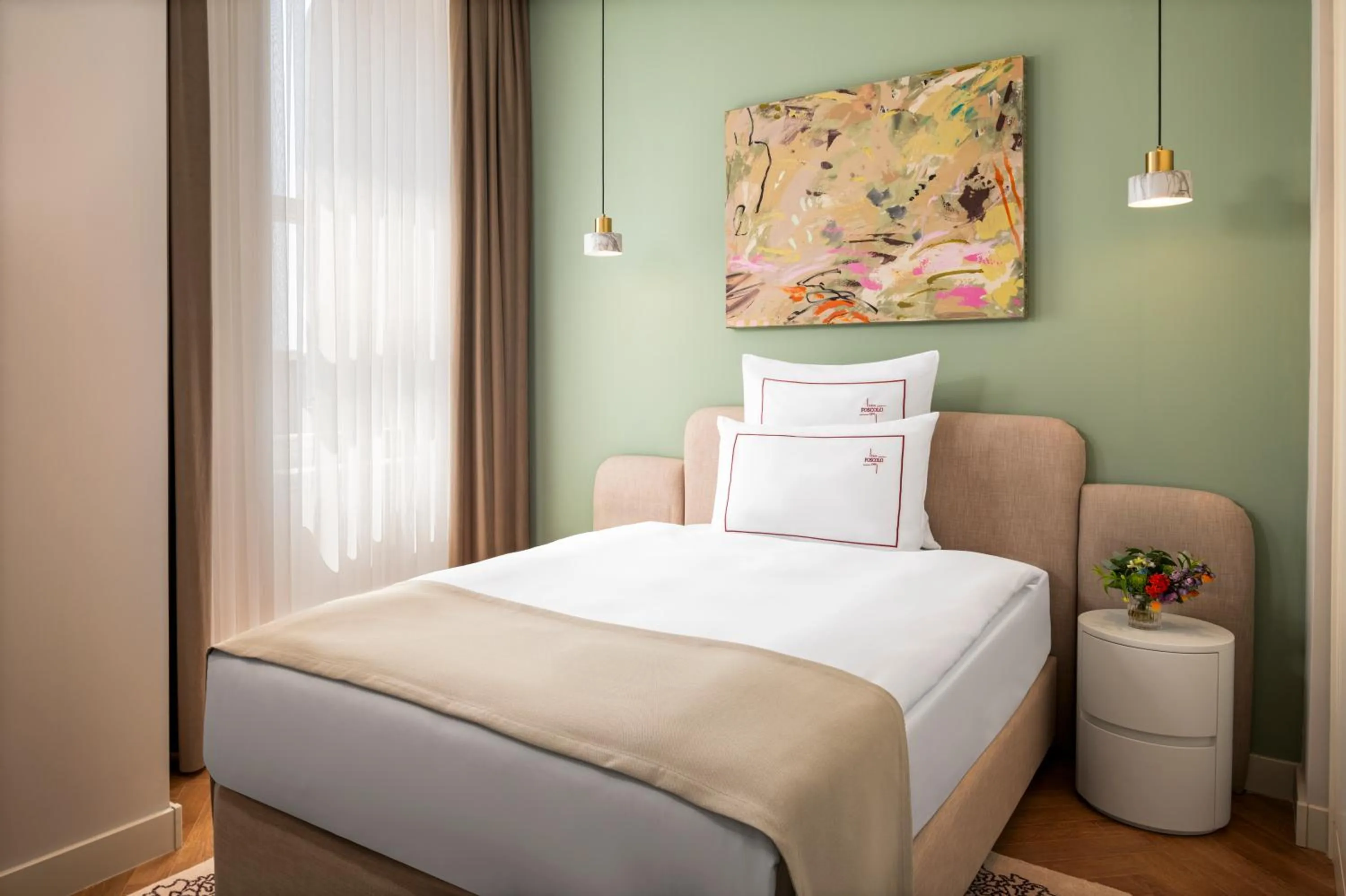 Bed in Casa Foscolo Hotel, Istanbul, a Member of Design Hotels