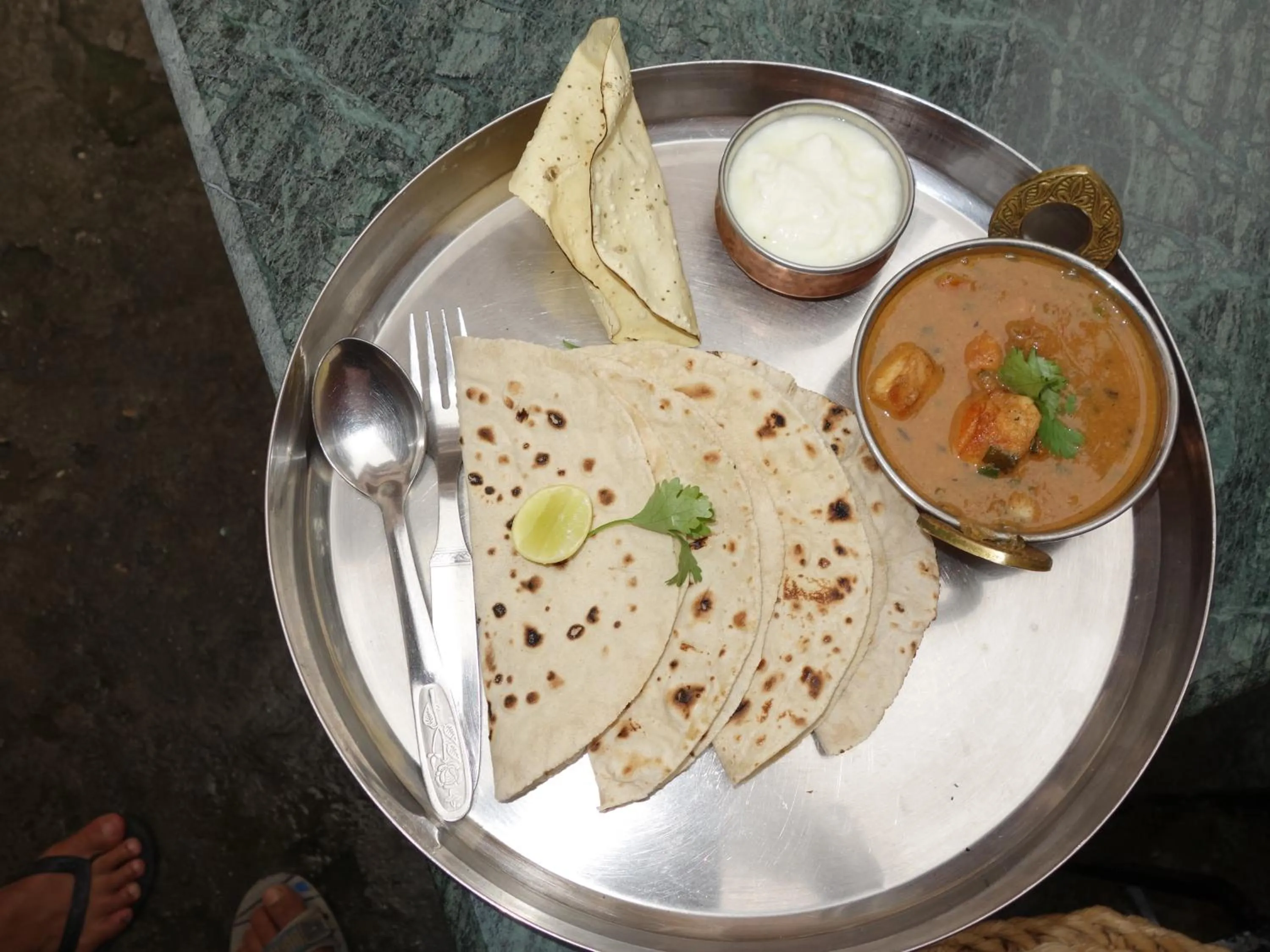 Restaurant/places to eat in Bodhi Guest House