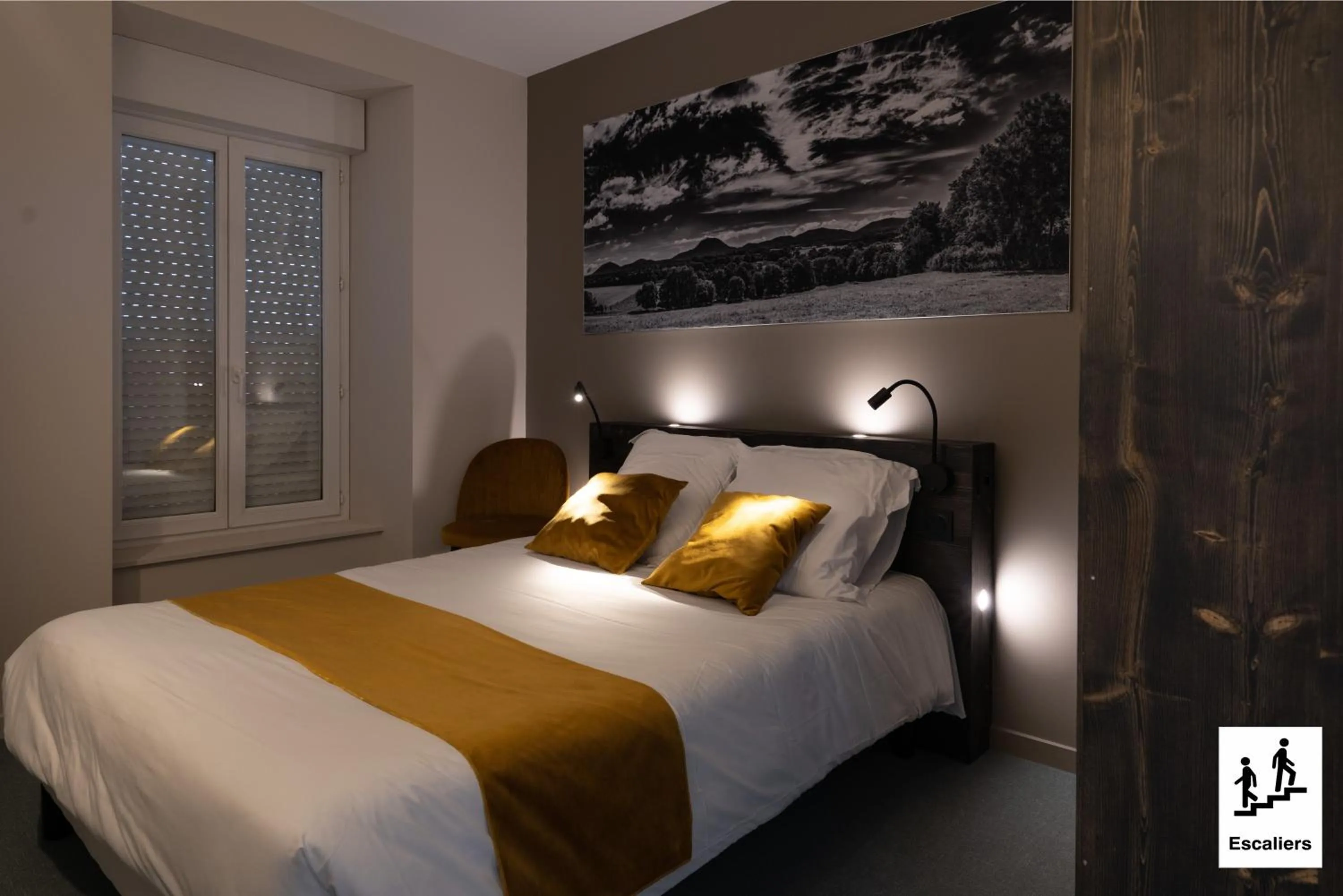 Bedroom, Bed in Le Genève