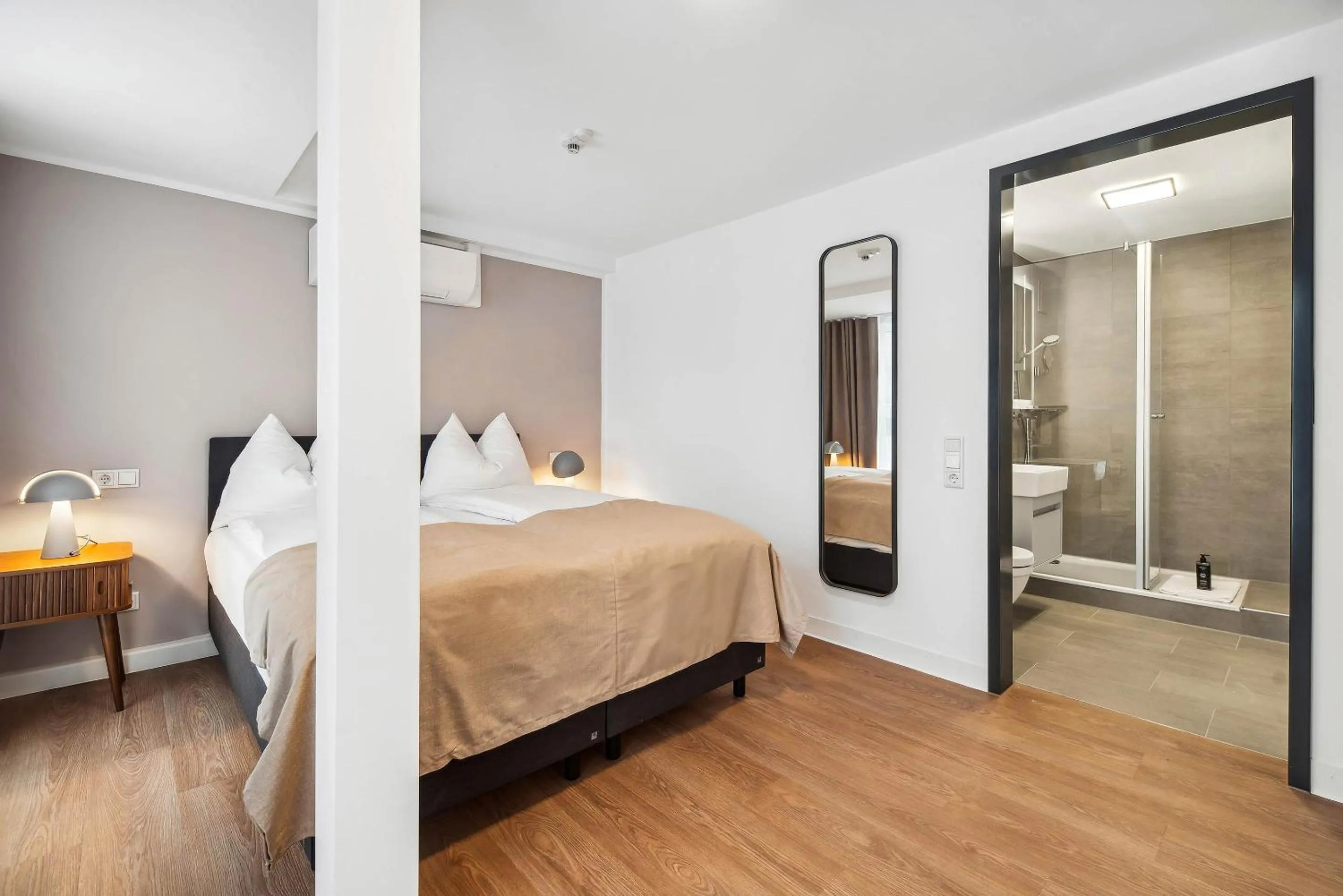 Bed in Limehome Kassel Wilhelmsstraße