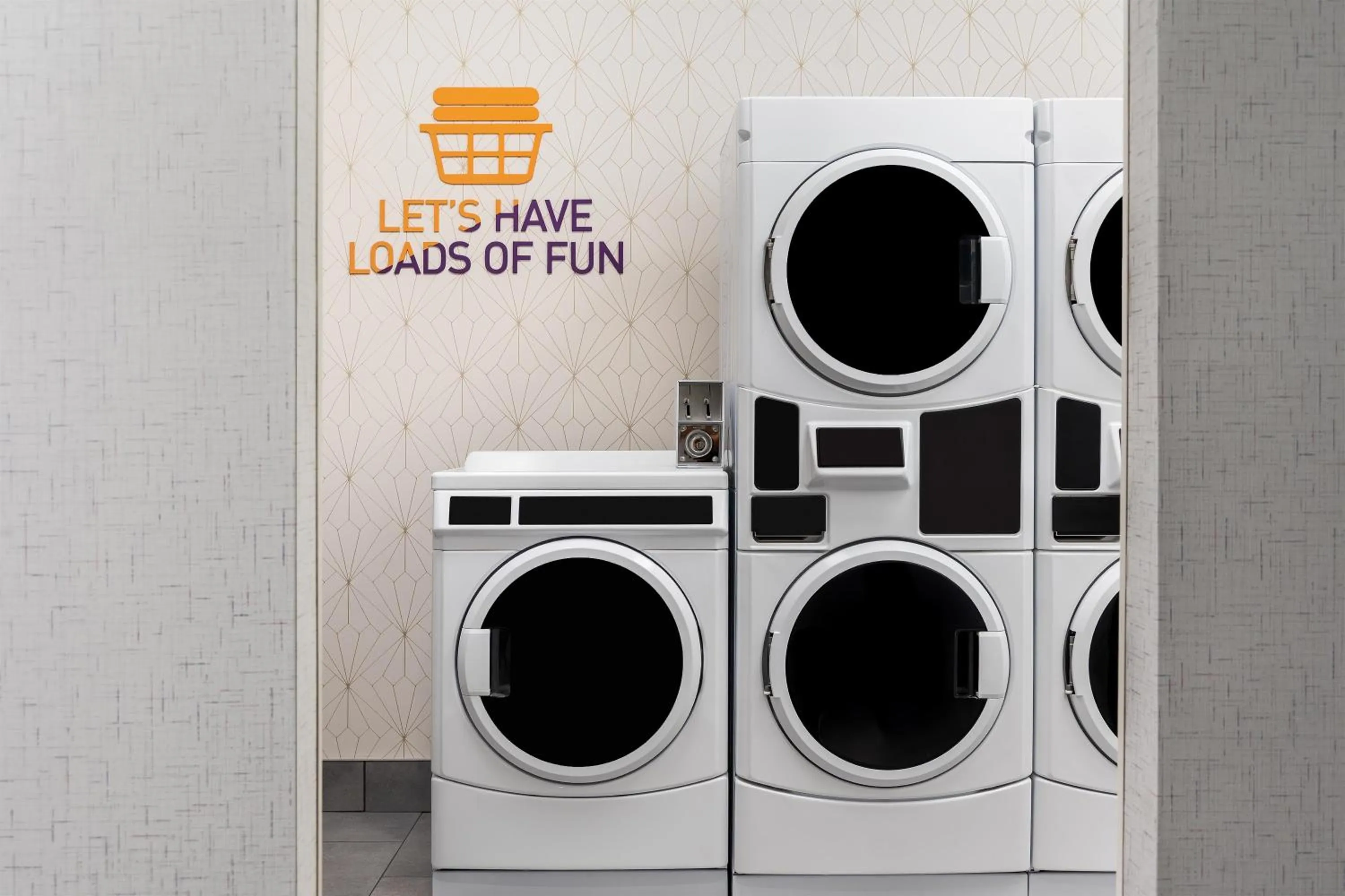 laundry in Home2 Suites By Hilton Woodstock On