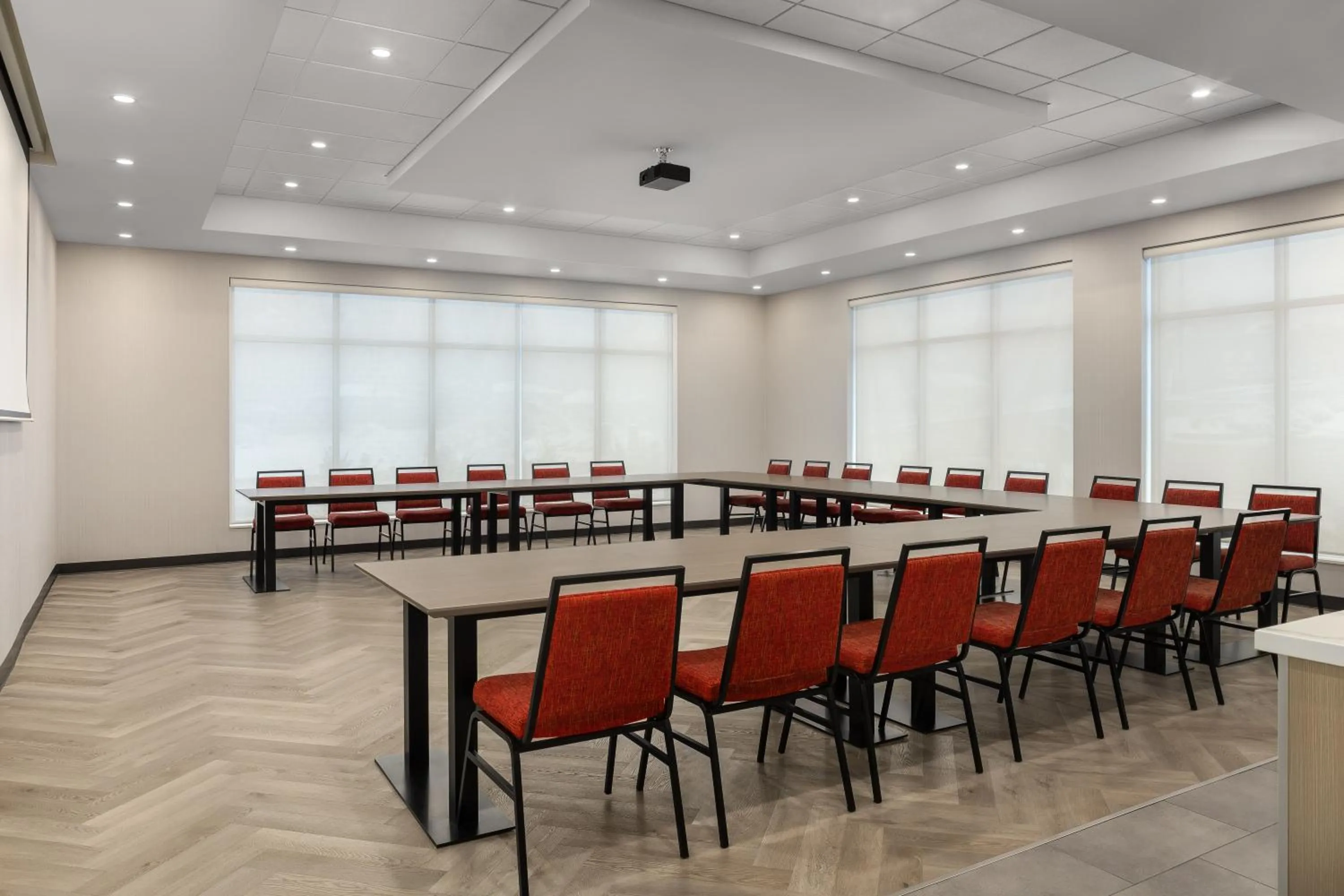 Meeting/conference room in Home2 Suites By Hilton Woodstock On