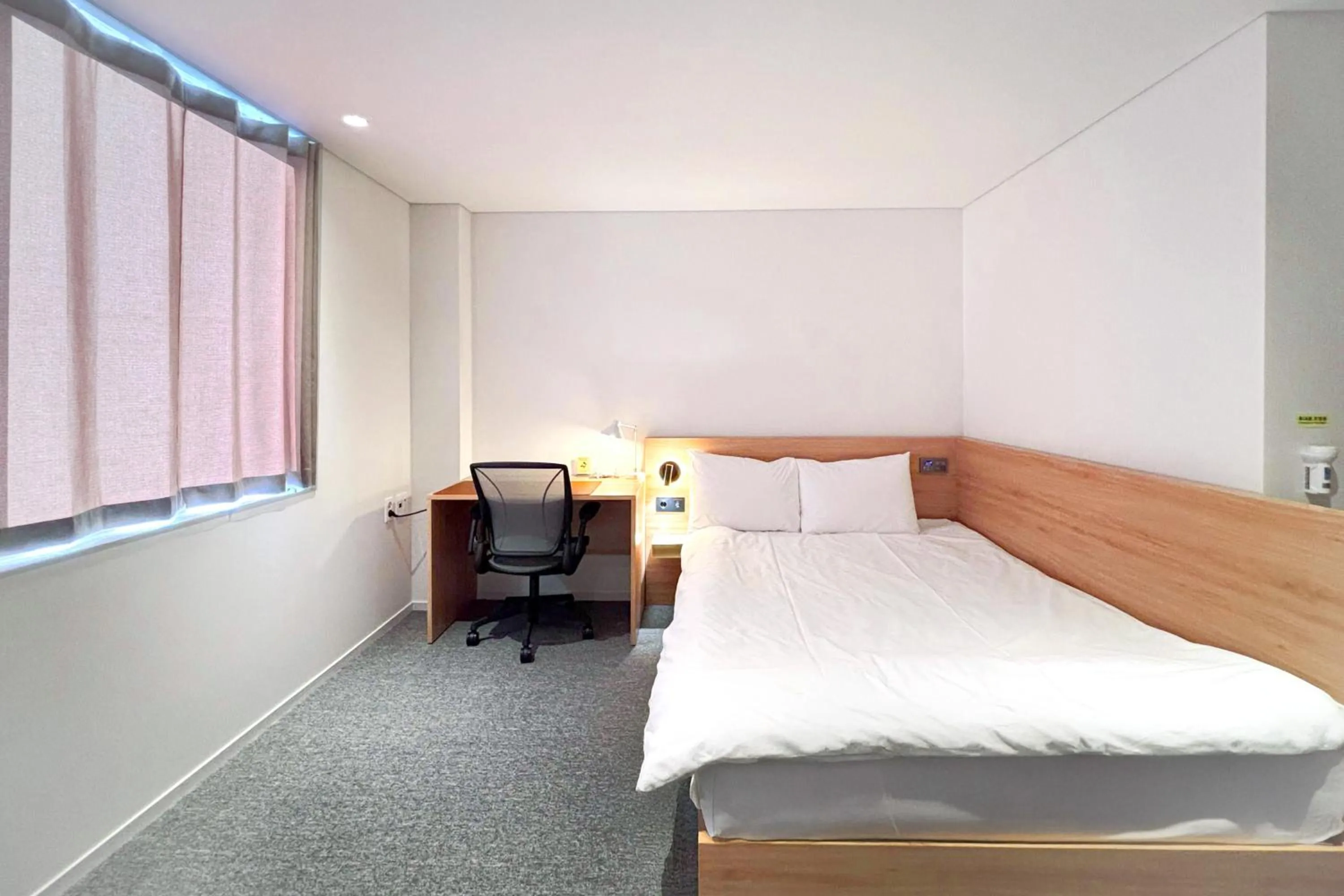 Bed in Mangrove Jeju City