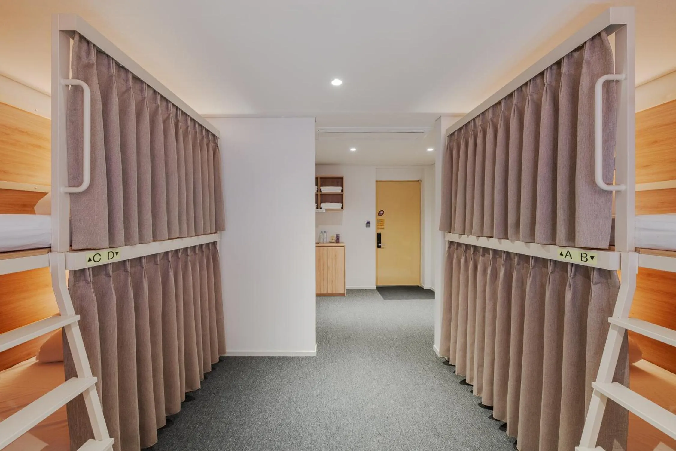 Photo of the whole room in Mangrove Jeju City