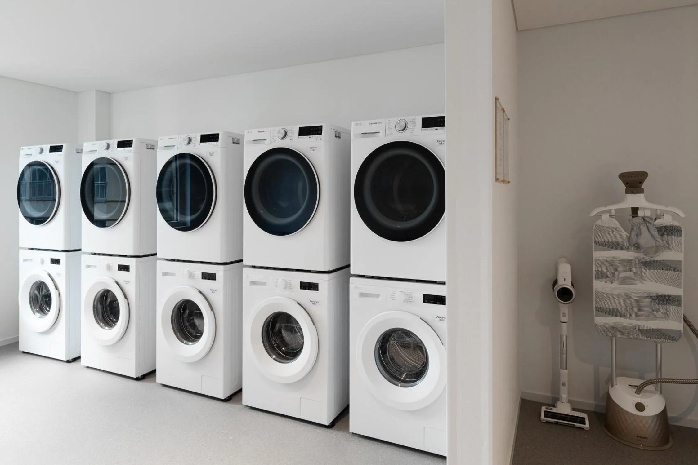 laundry in Mangrove Jeju City