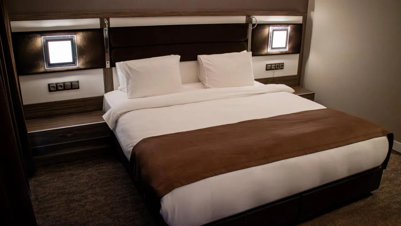 Bed in Sam Royal Hotel