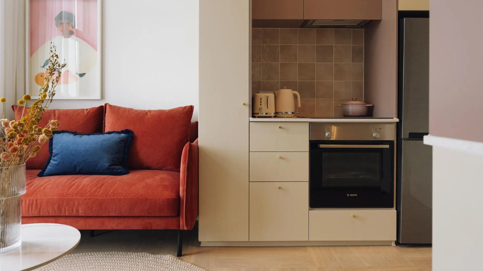Kitchen or kitchenette in The Trade Boutique Hotel