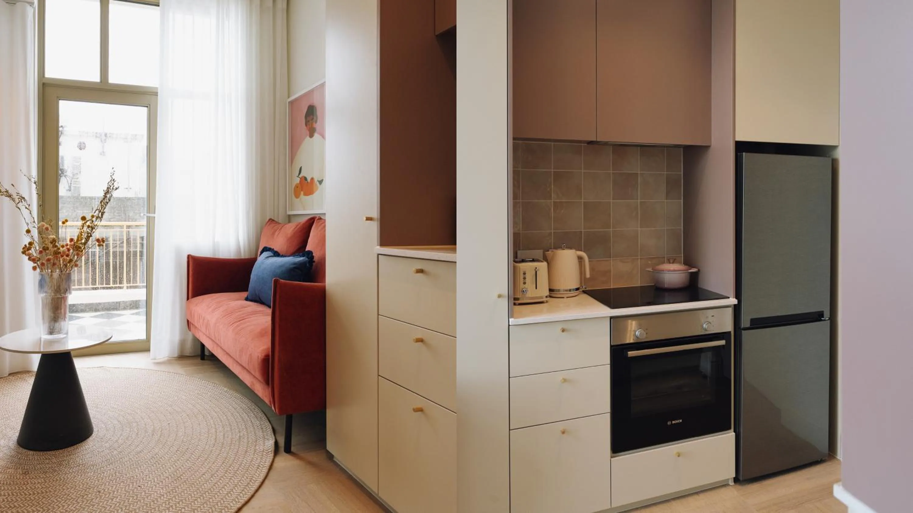 Kitchen or kitchenette in The Trade Boutique Hotel