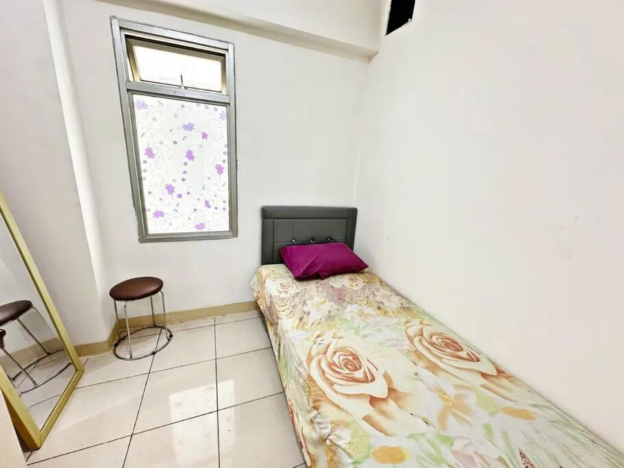 Bed in Luxury Lofts 2BR with SeaView at Apt Greenbay Pluit Tower D