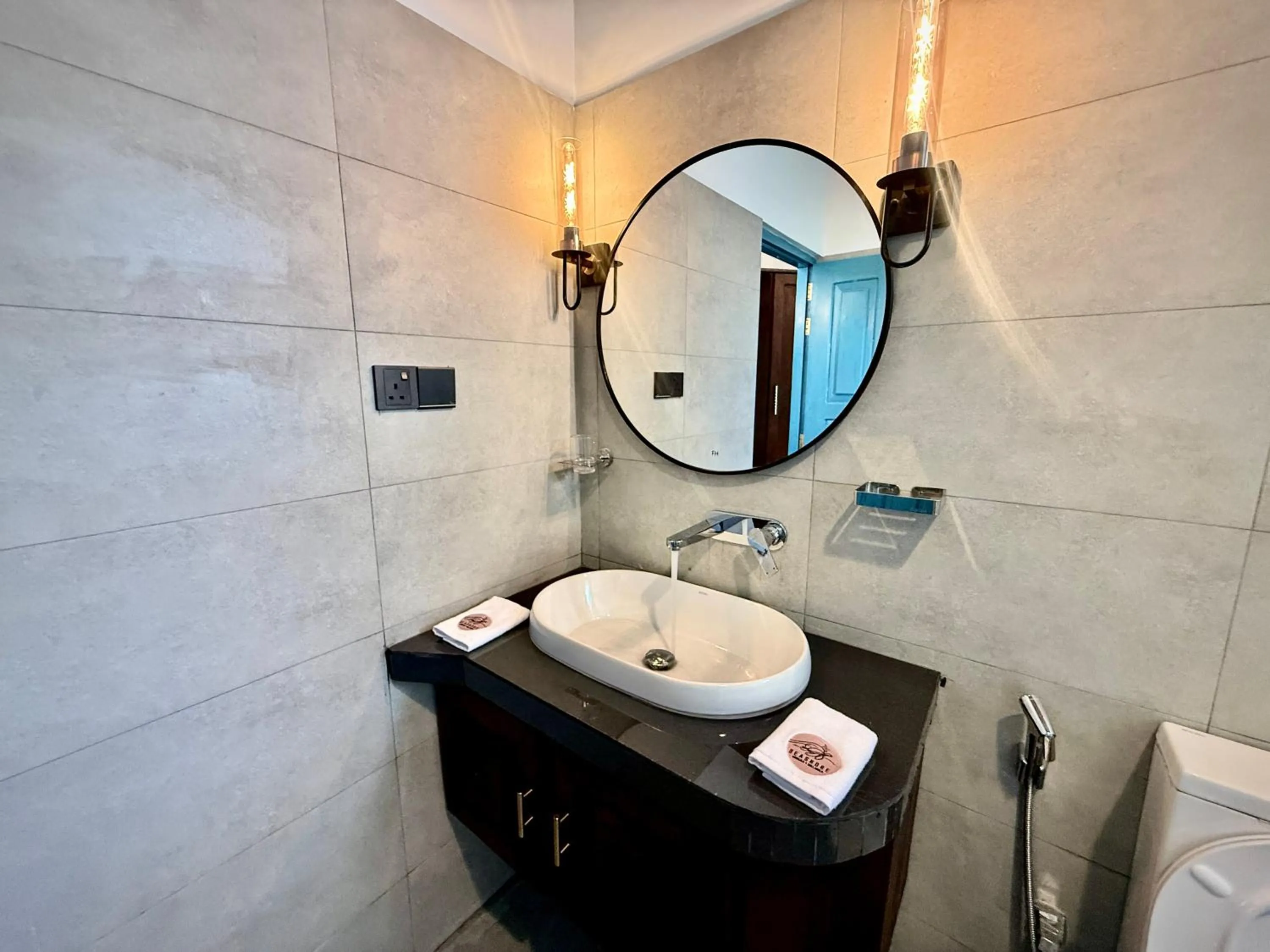 Bathroom in Seashore Mirissa