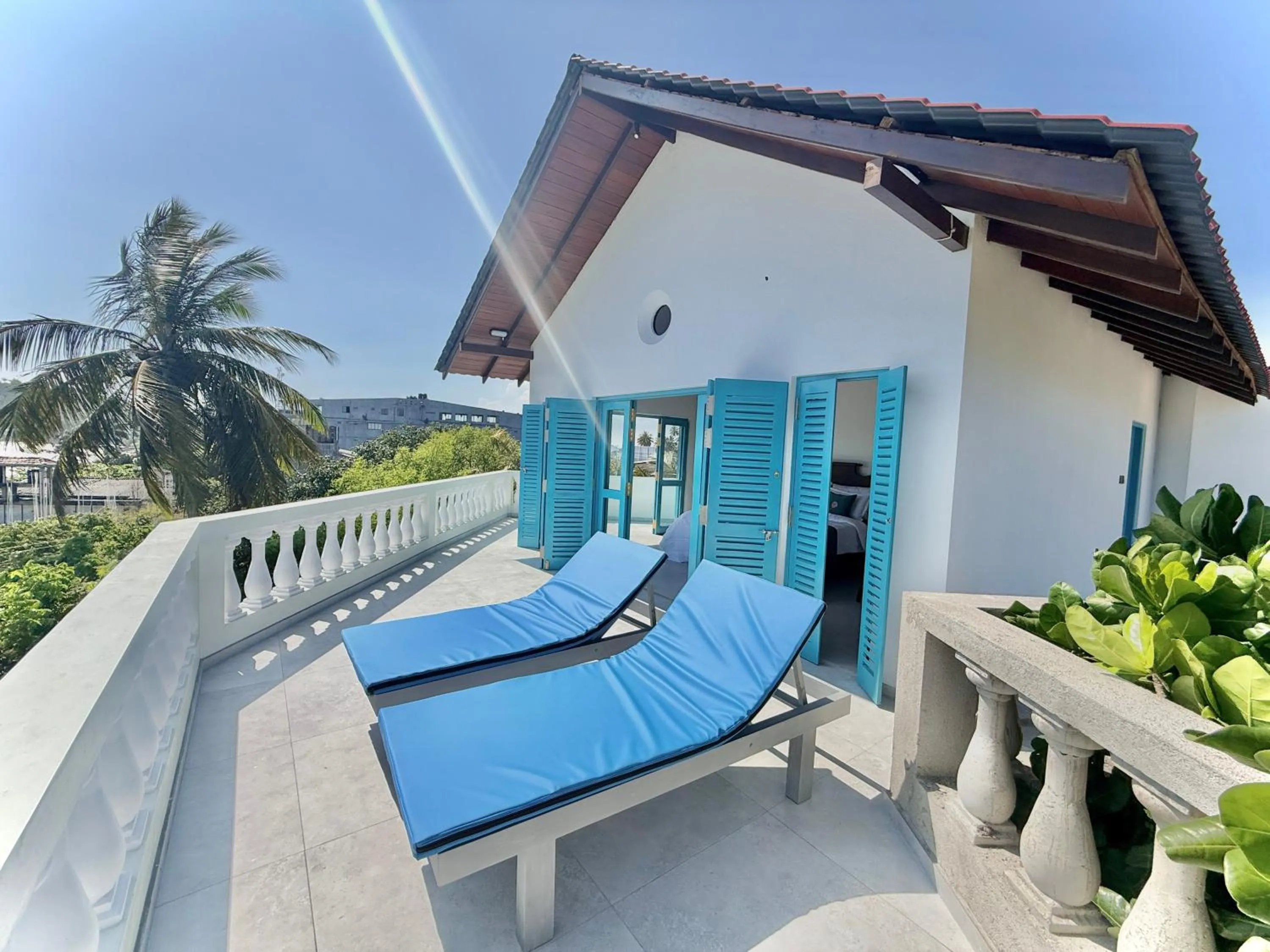 sunbed in Seashore Mirissa