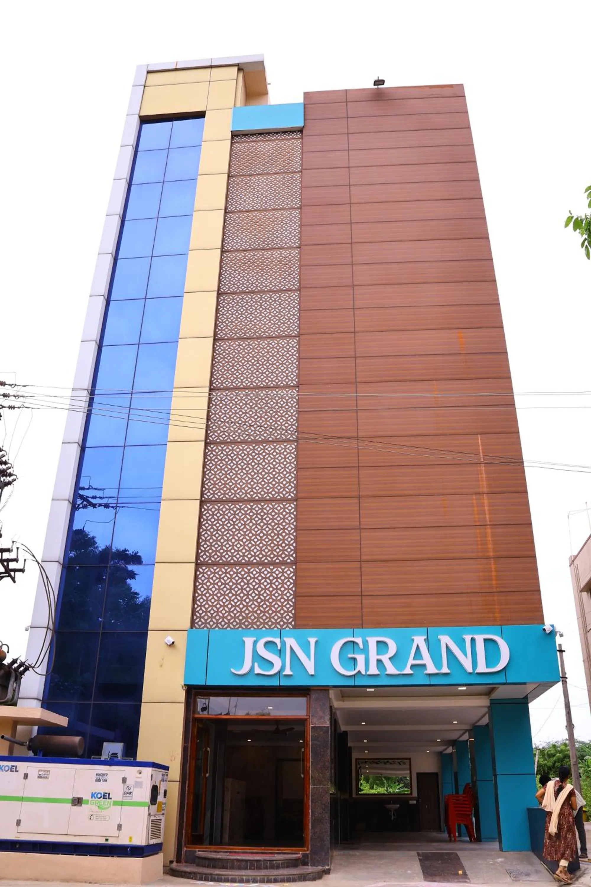 JSN Grand