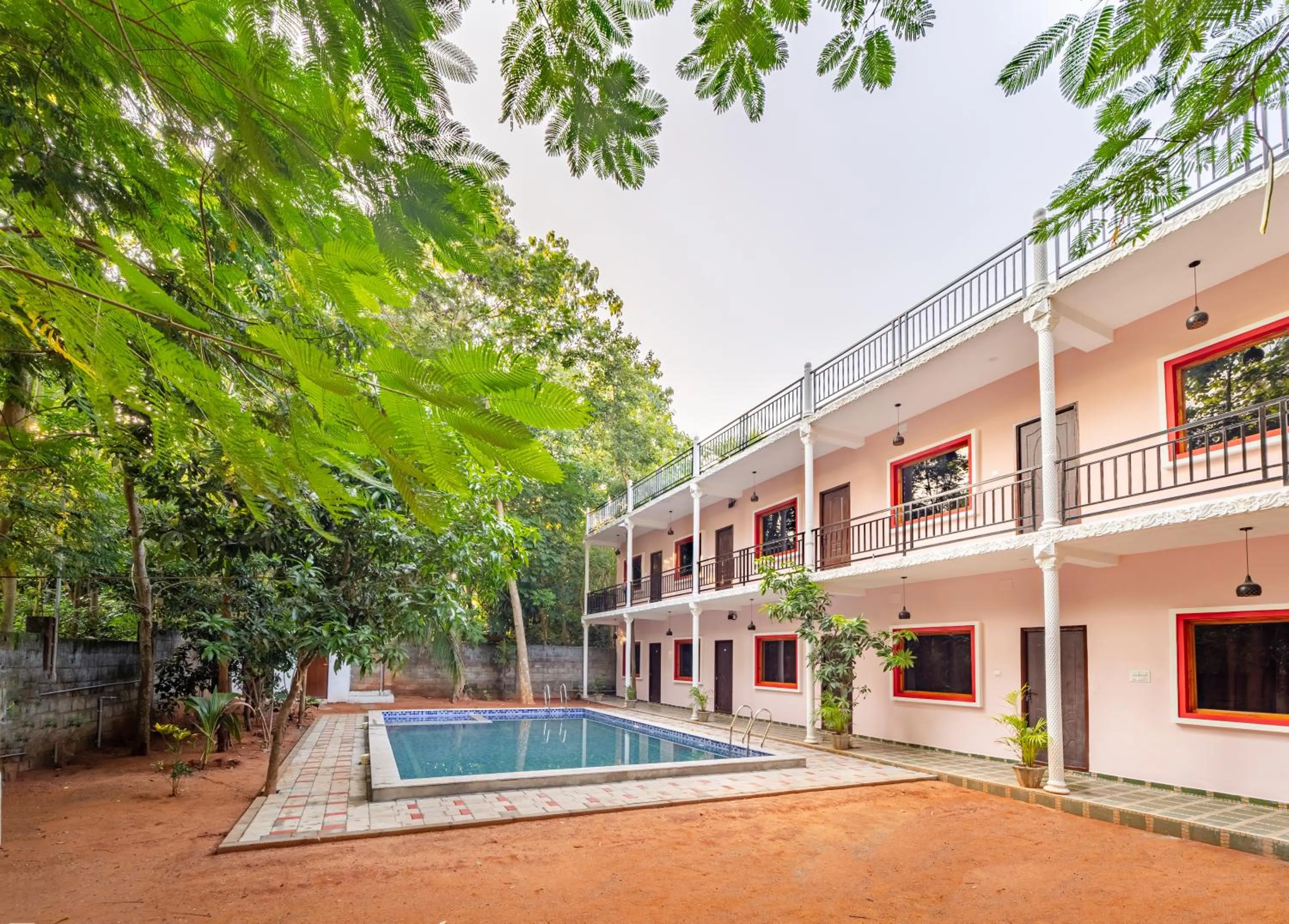 Property building in Hotel De Jardin Pondicherry with Swimming Pool