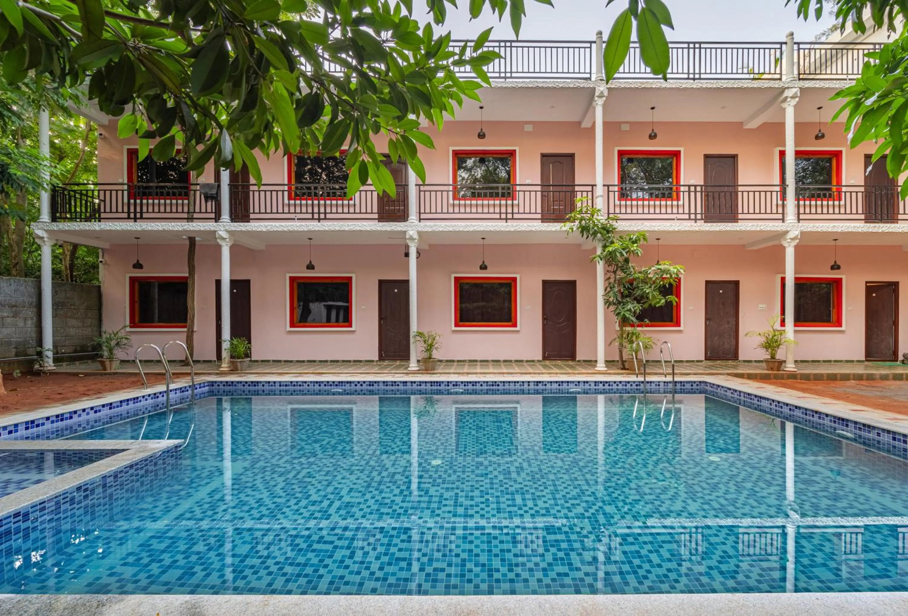 Property building in Hotel De Jardin Pondicherry with Swimming Pool