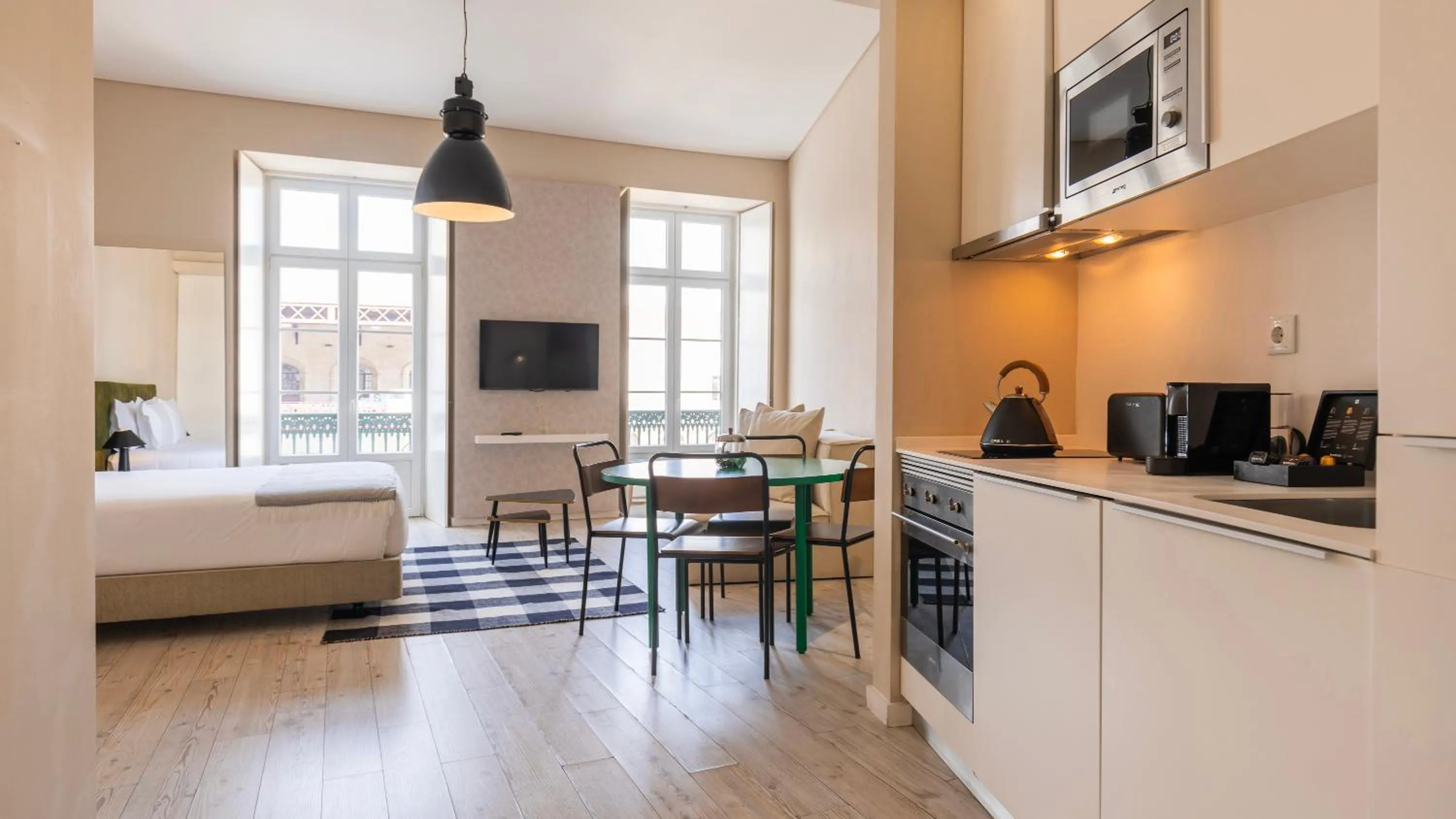 Kitchen or kitchenette, Bed in Carmo 43