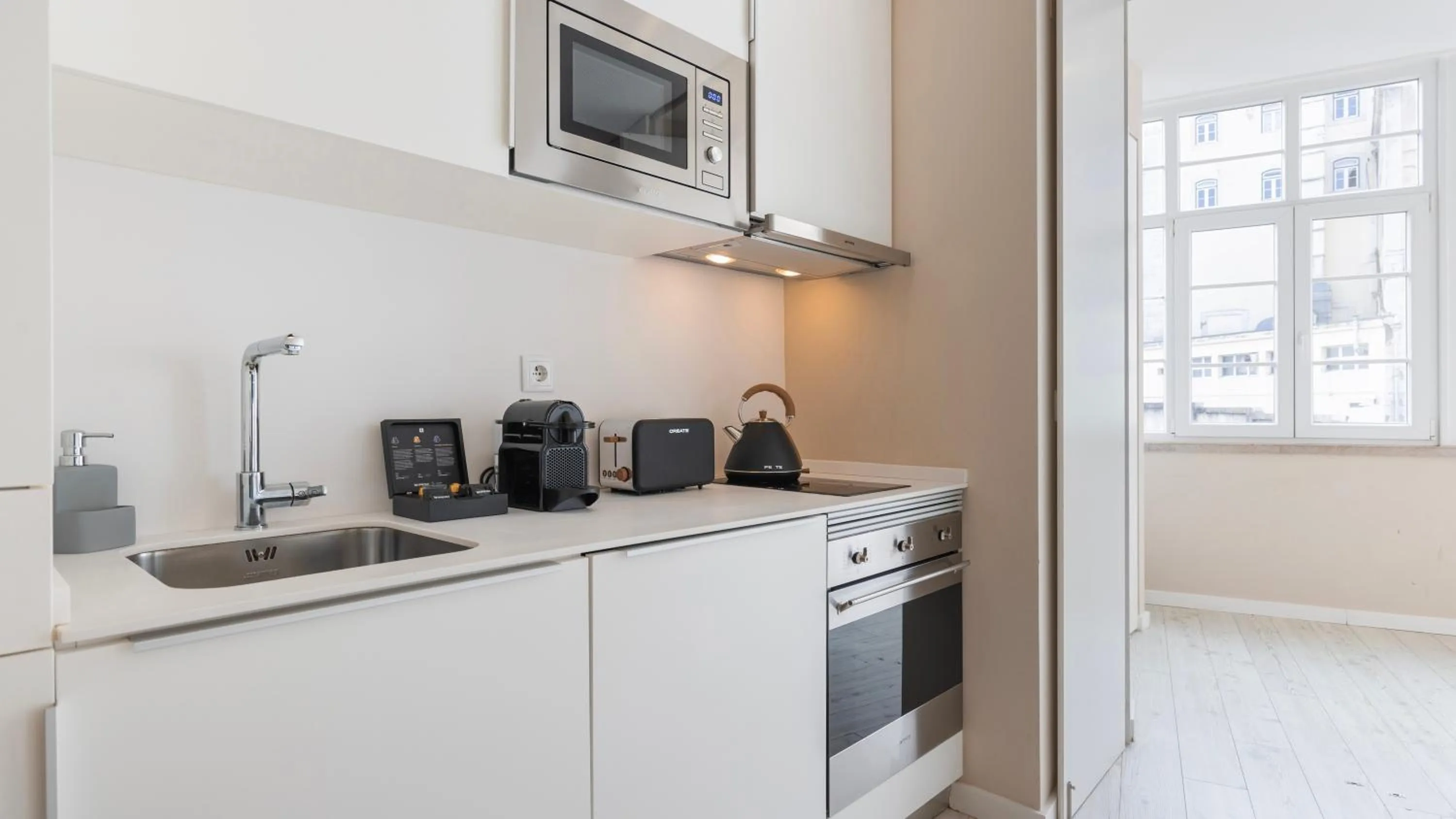 Kitchen or kitchenette in Carmo 43