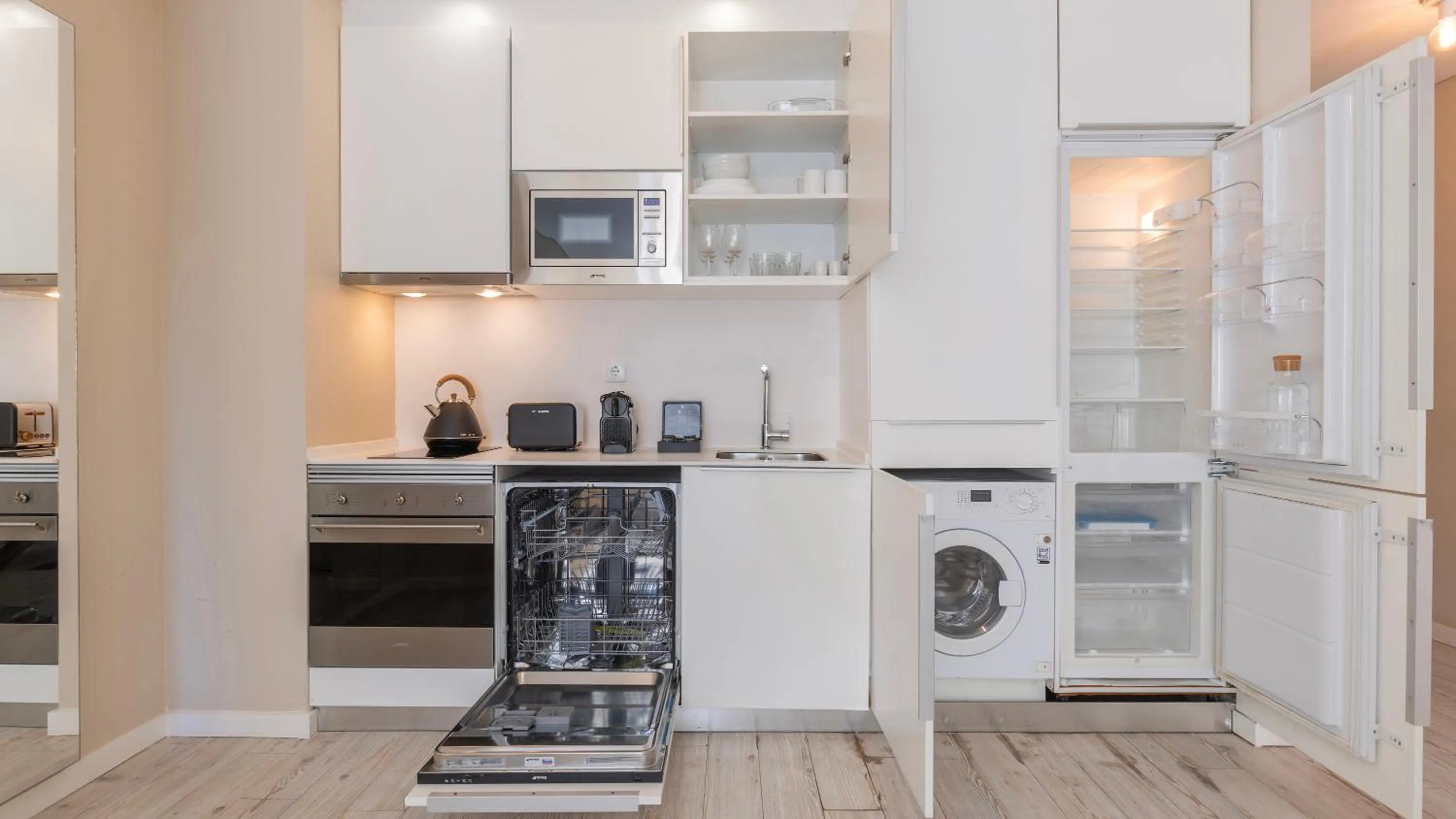 Kitchen or kitchenette in Carmo 43