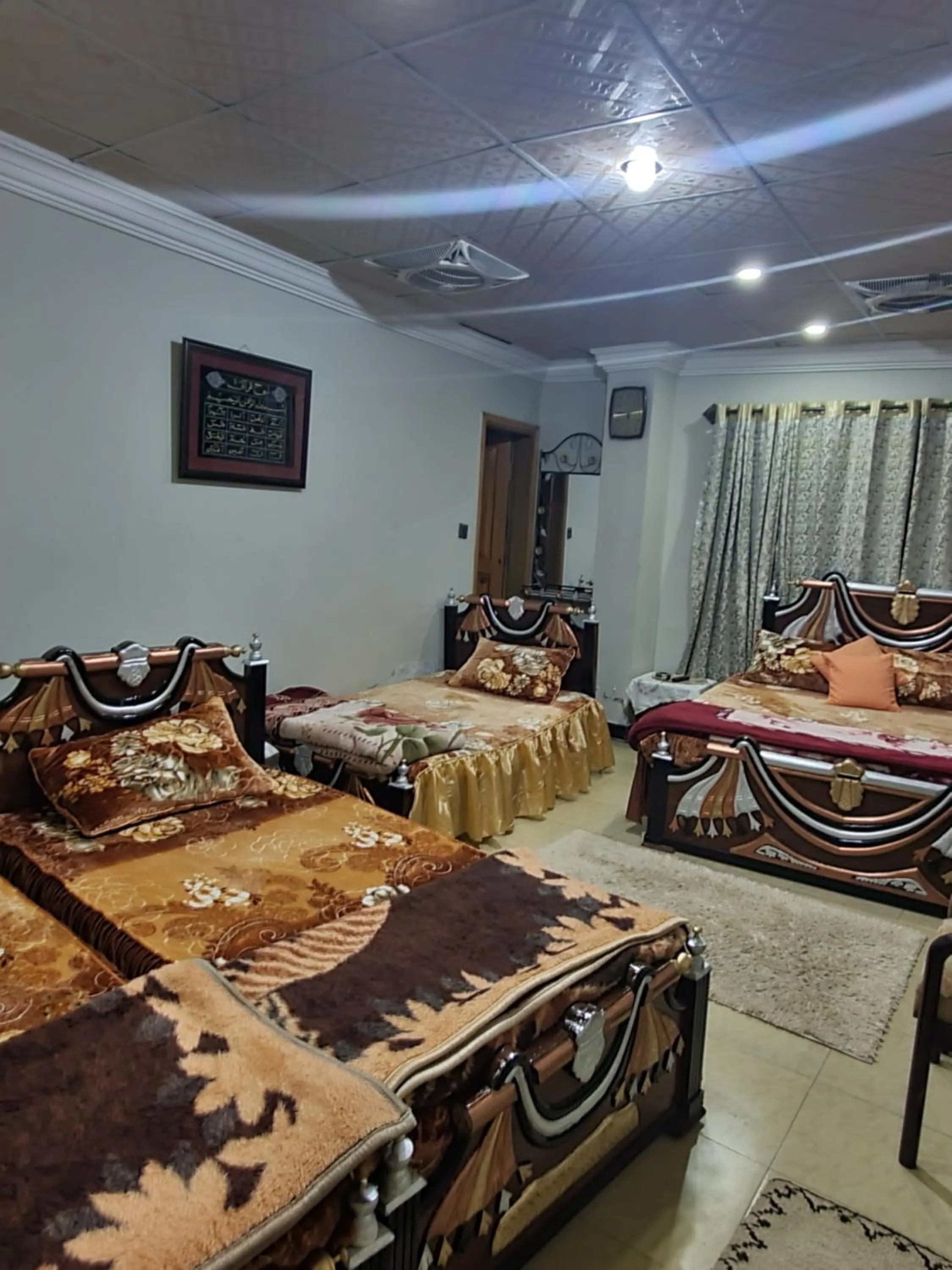 Bed in AK Hotel Abbottabad