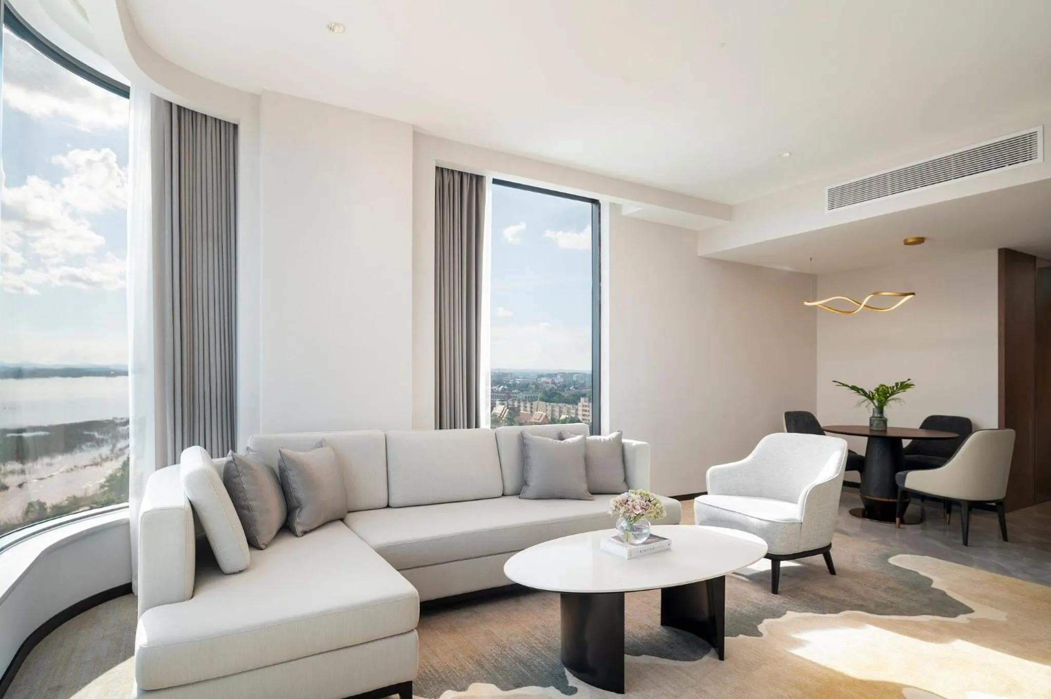 Photo of the whole room in Amari Vientiane