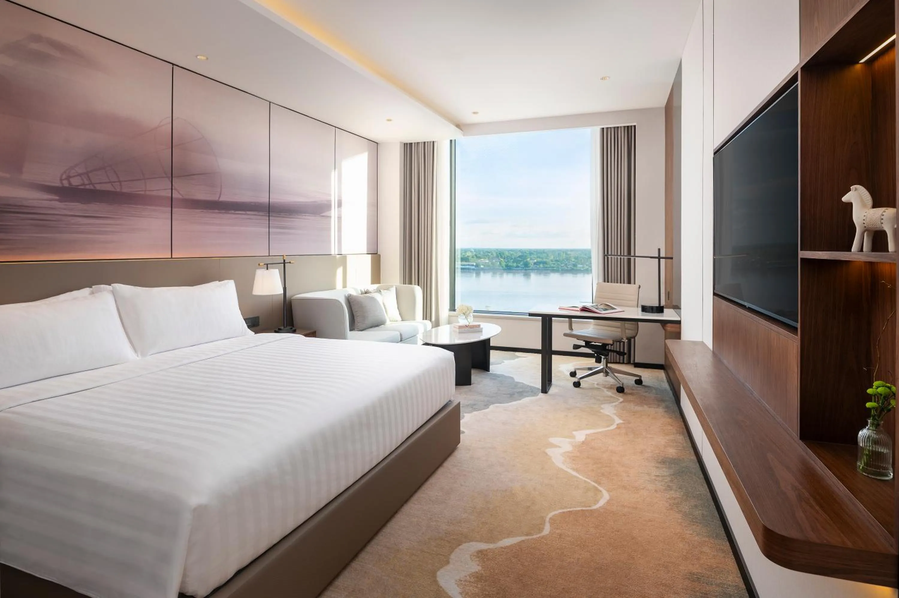 Bed in Amari Vientiane