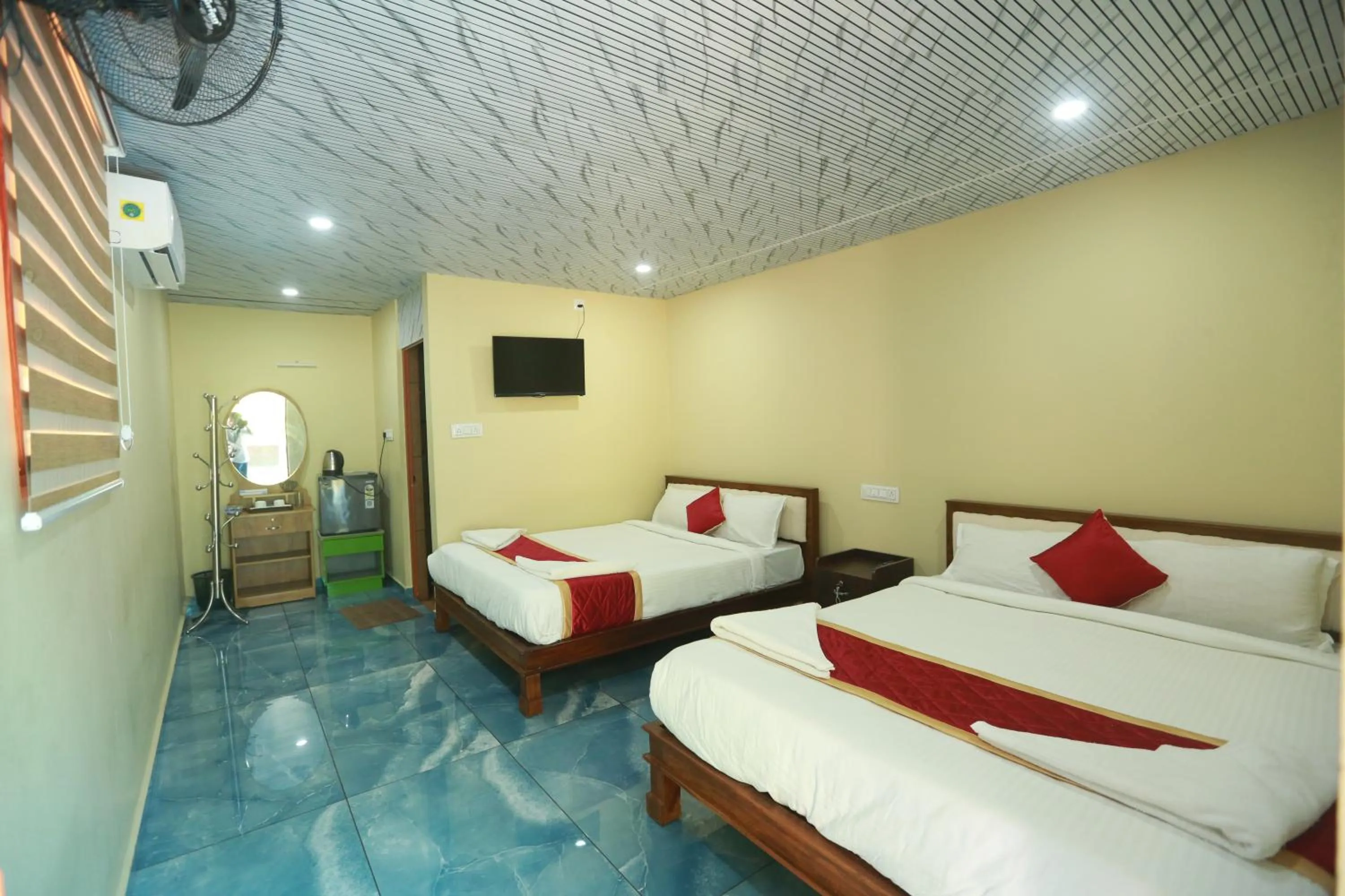 Bed in Karingens Resort