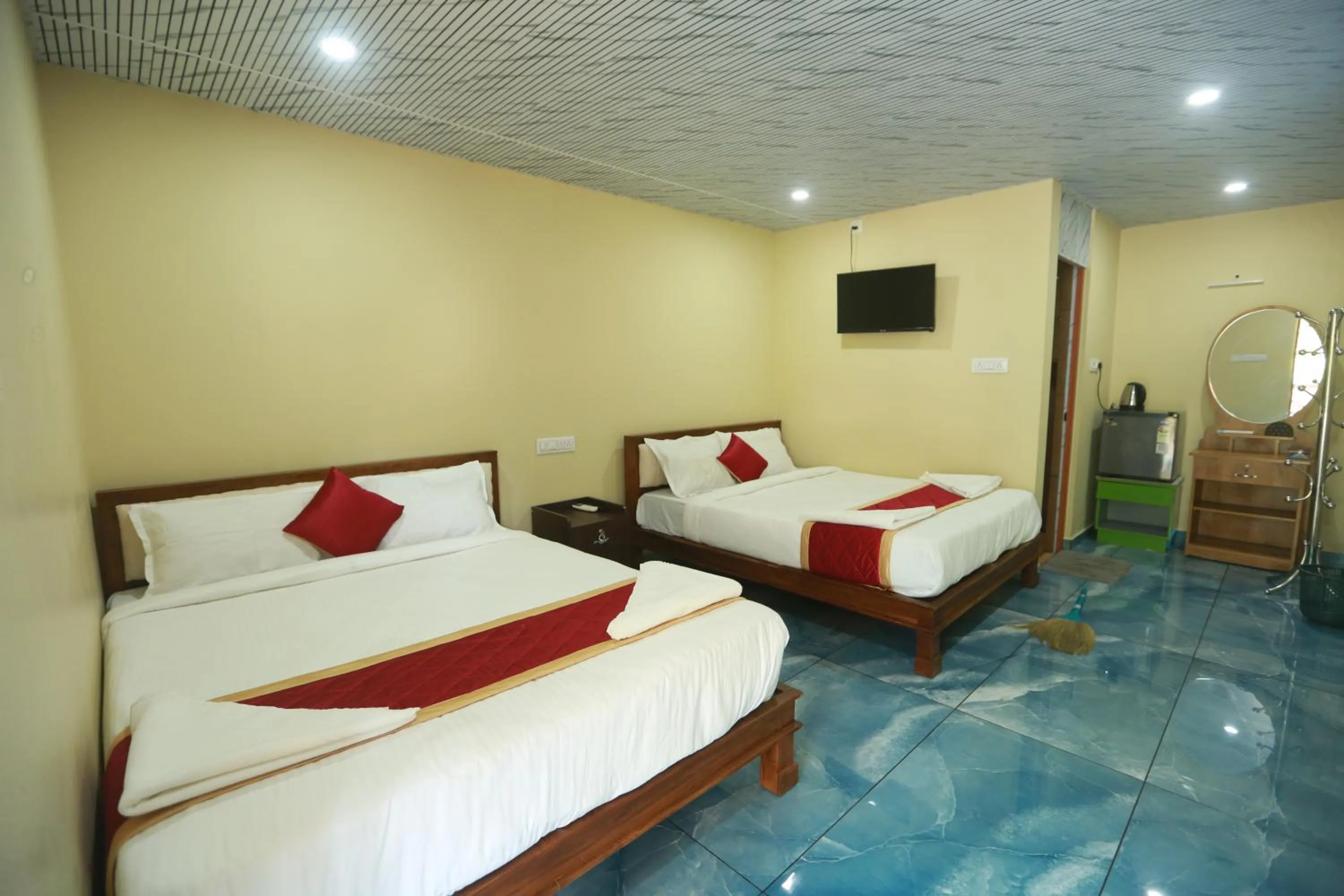 Bed in Karingens Resort