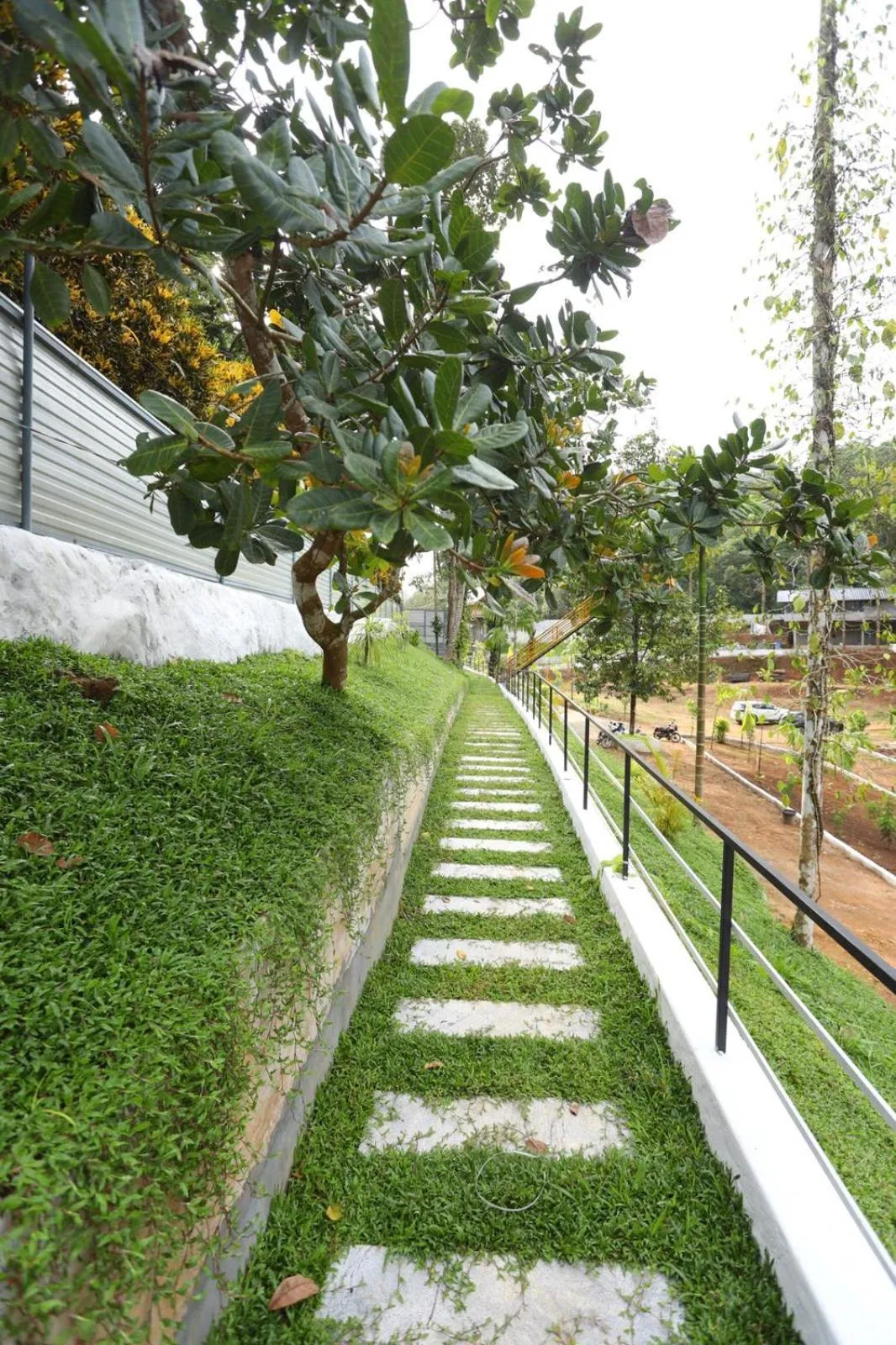 Garden in Karingens Resort