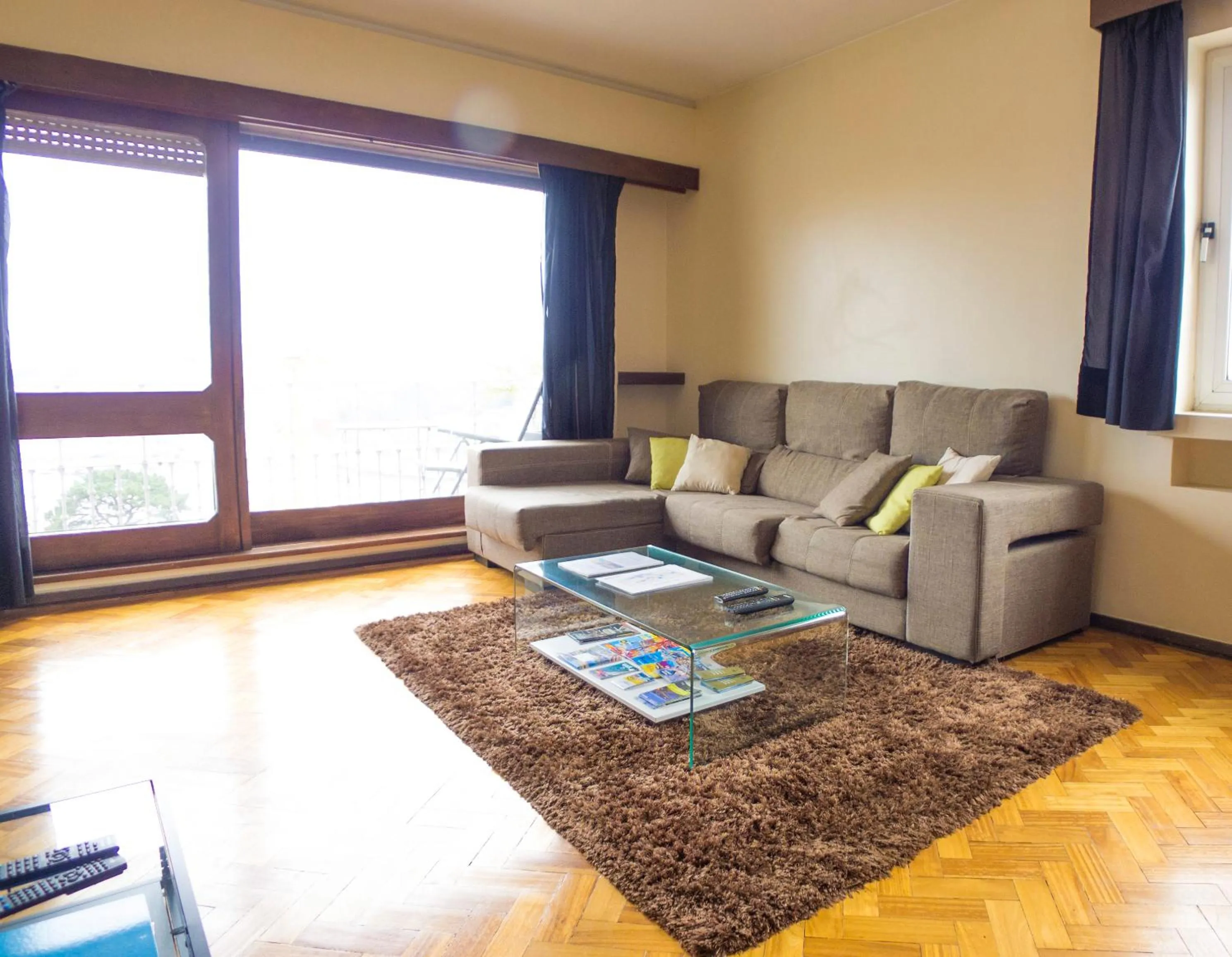 Seating area in LV Premier Apartments Clerigos- RE1