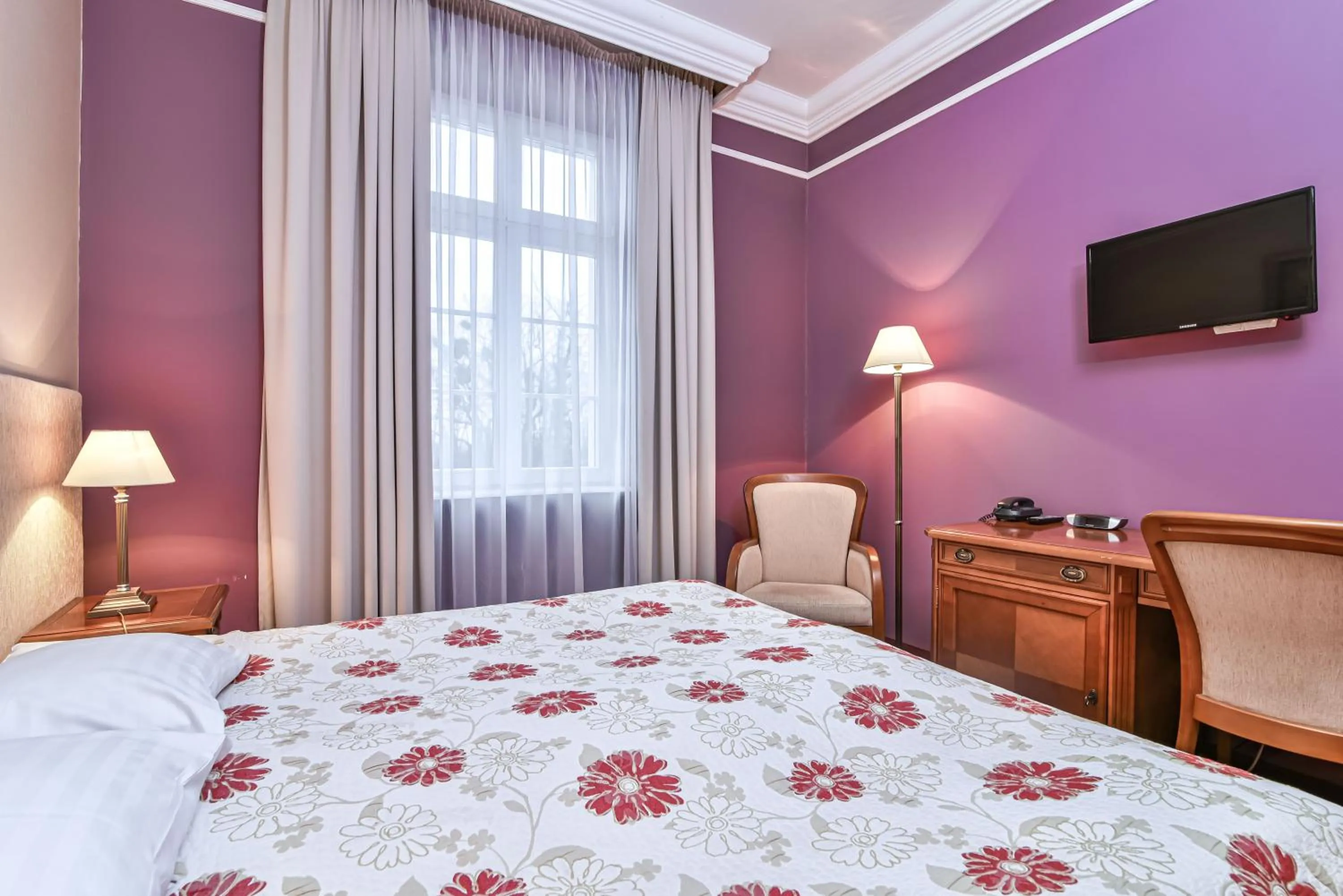 Photo of the whole room, Bed in Hotel SPA Wieniawa