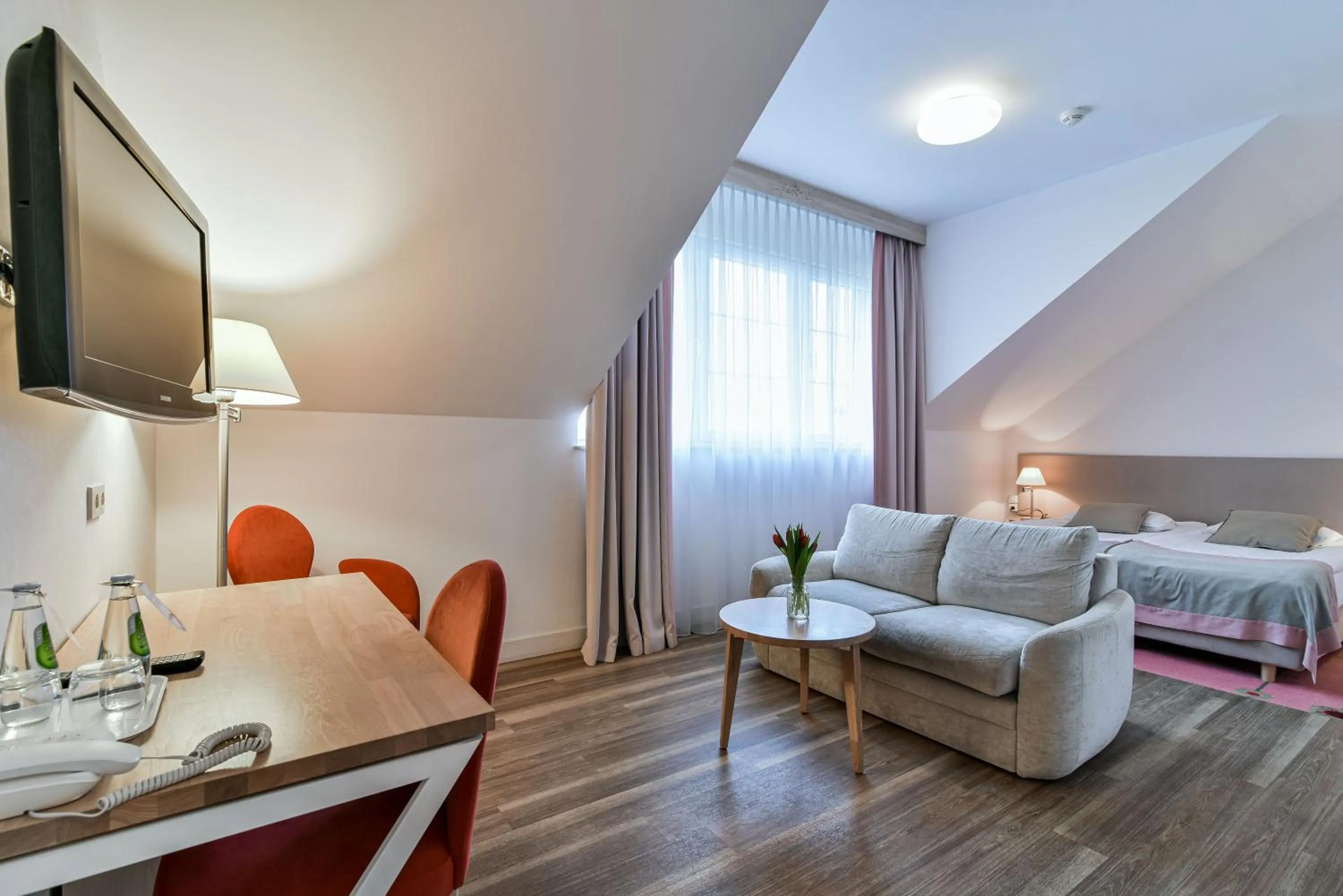 TV and multimedia, Bed in Hotel SPA Wieniawa