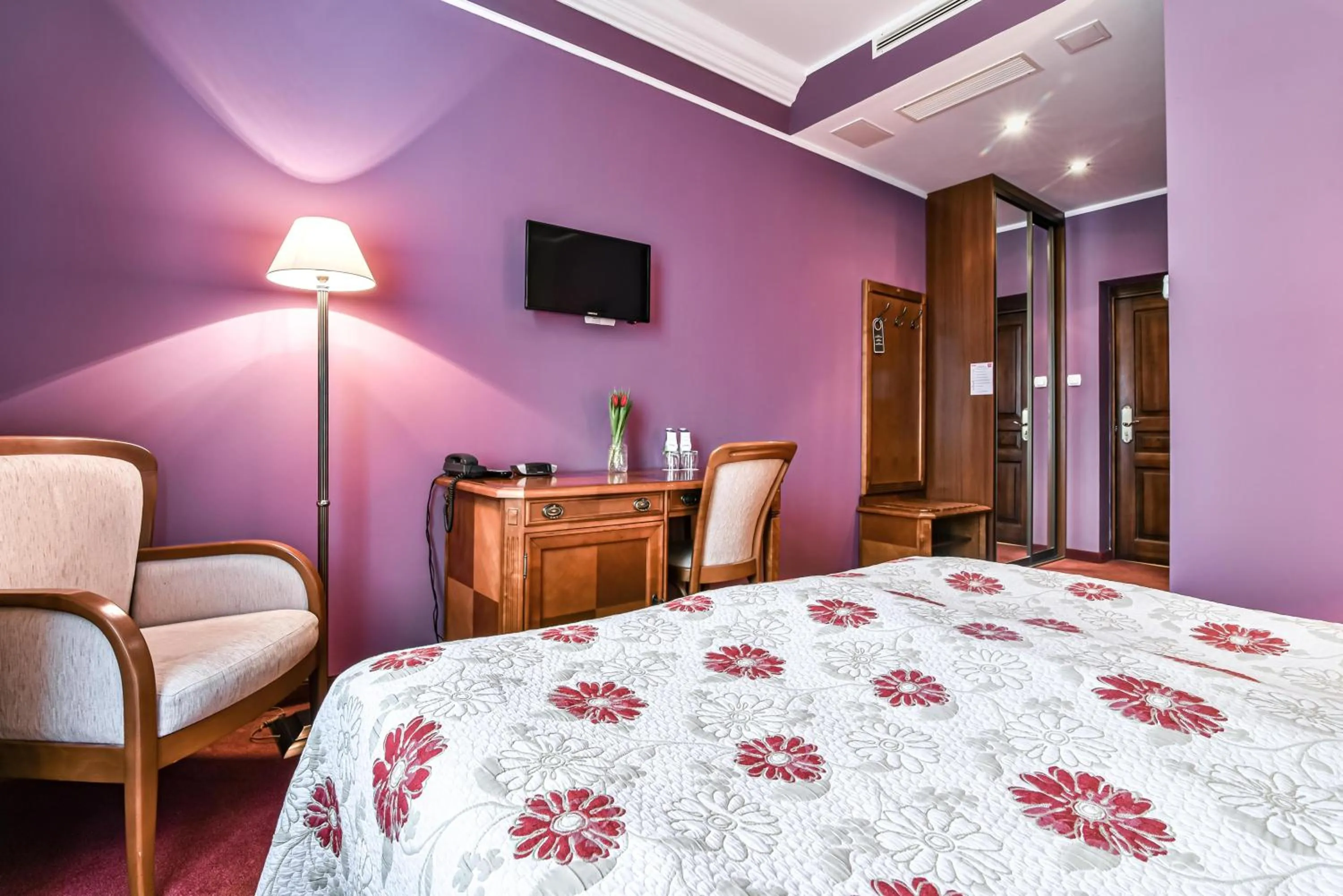 Windsurfing, Bed in Hotel SPA Wieniawa