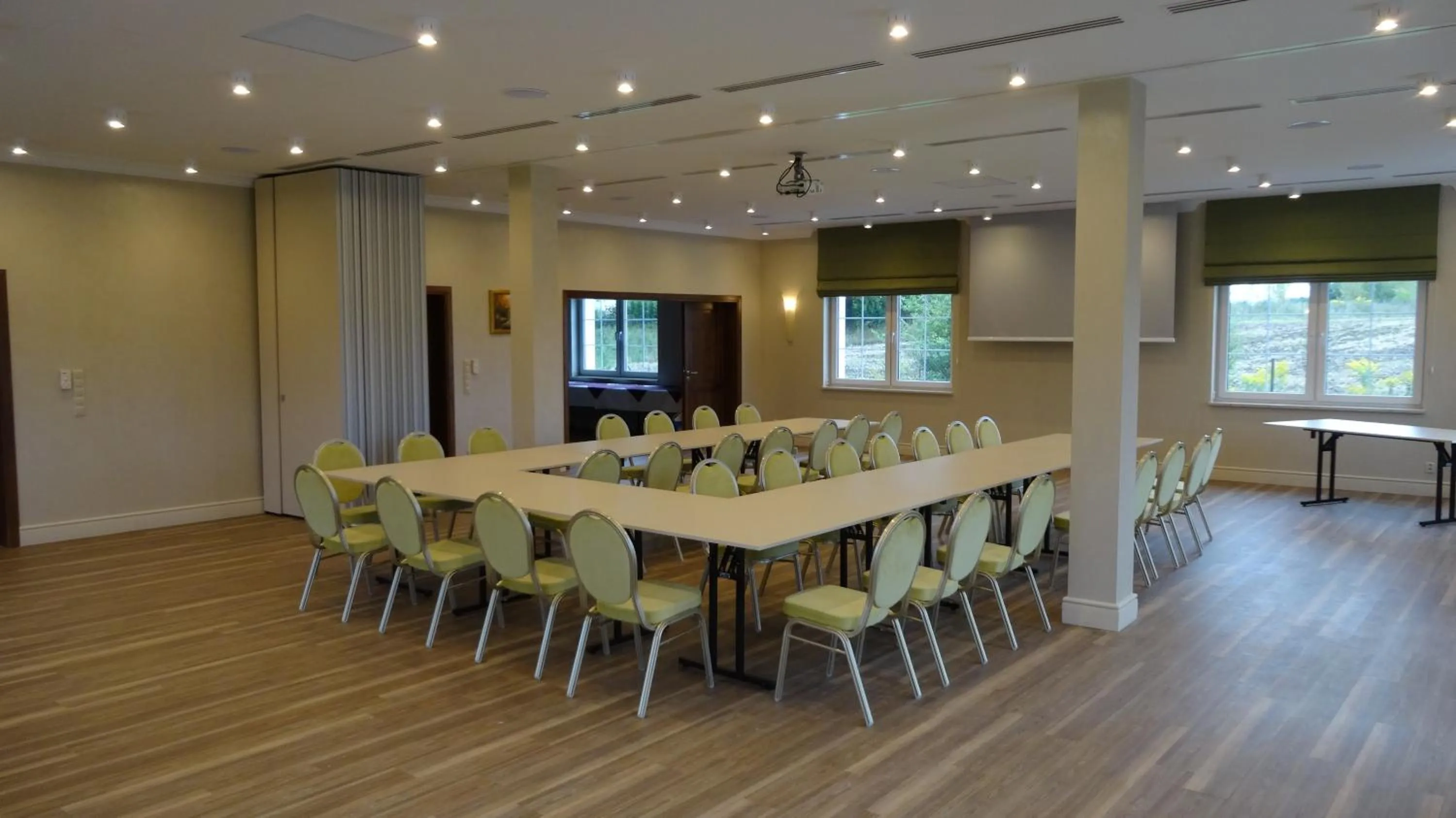Business facilities in Hotel SPA Wieniawa