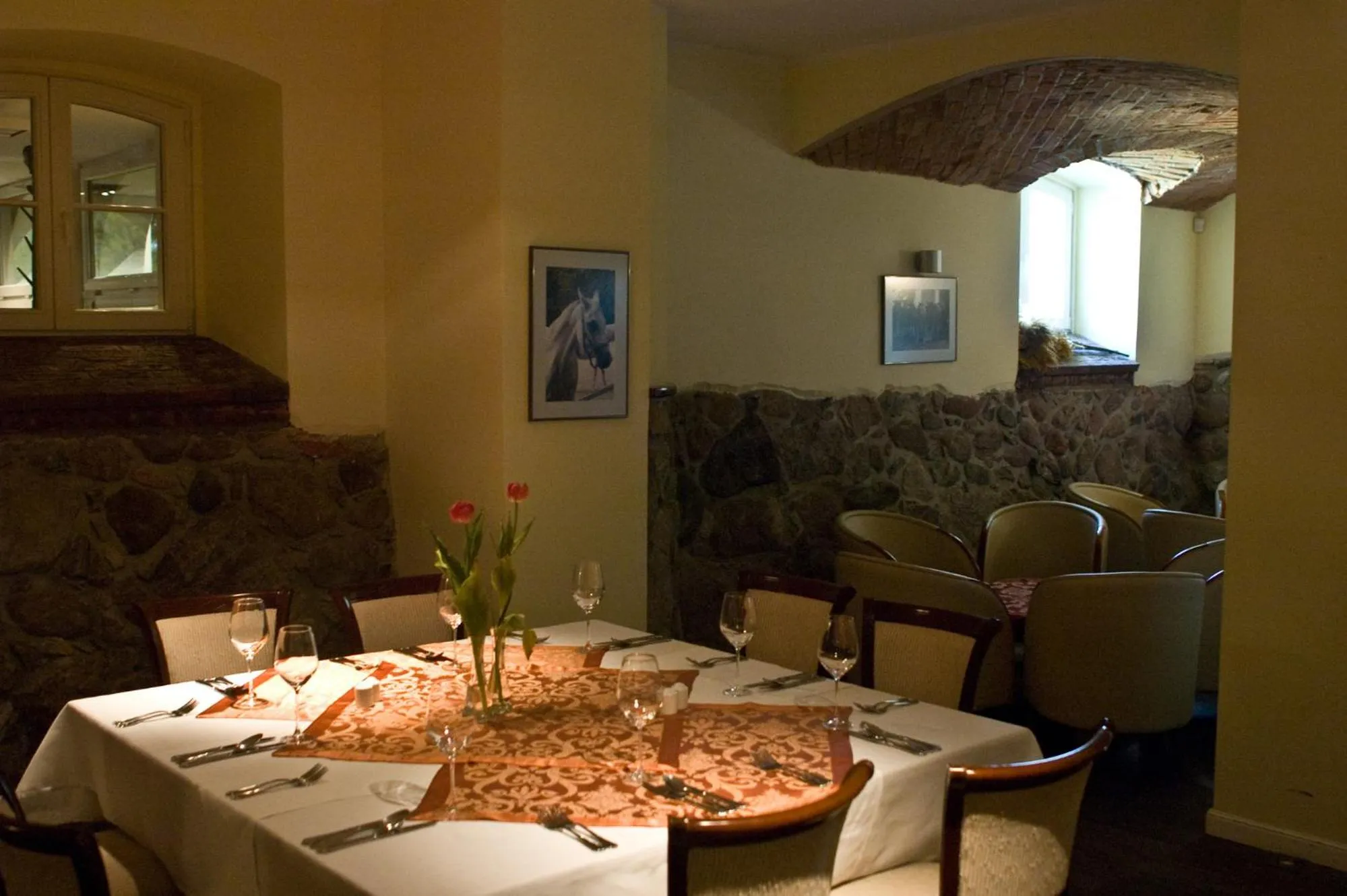 Restaurant/places to eat in Hotel SPA Wieniawa