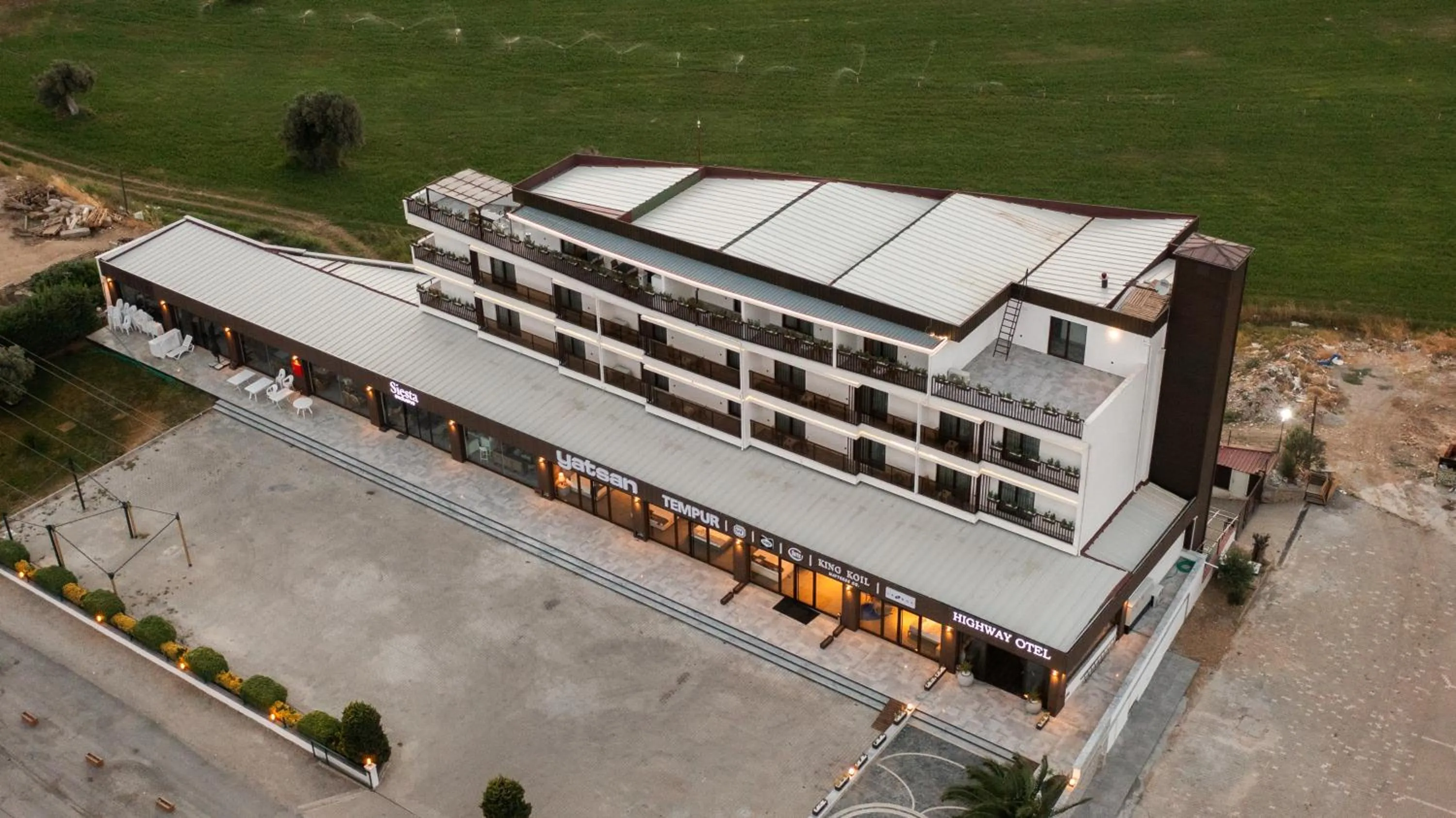 Bird's eye view in E87 Highway Otel