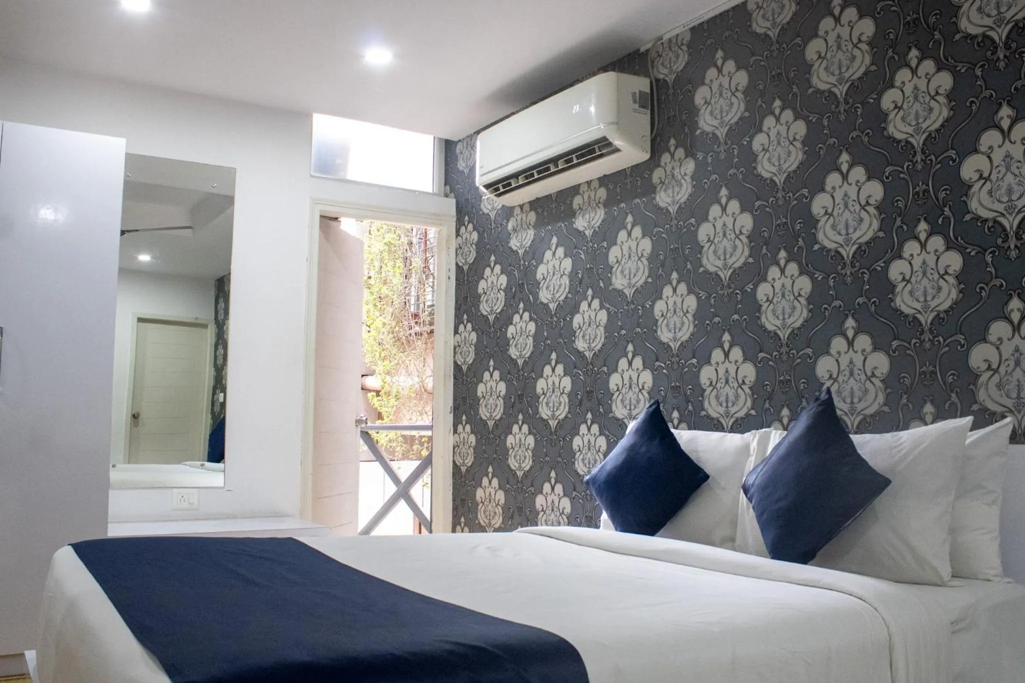 Bed in Mystic Hotel Koramangala