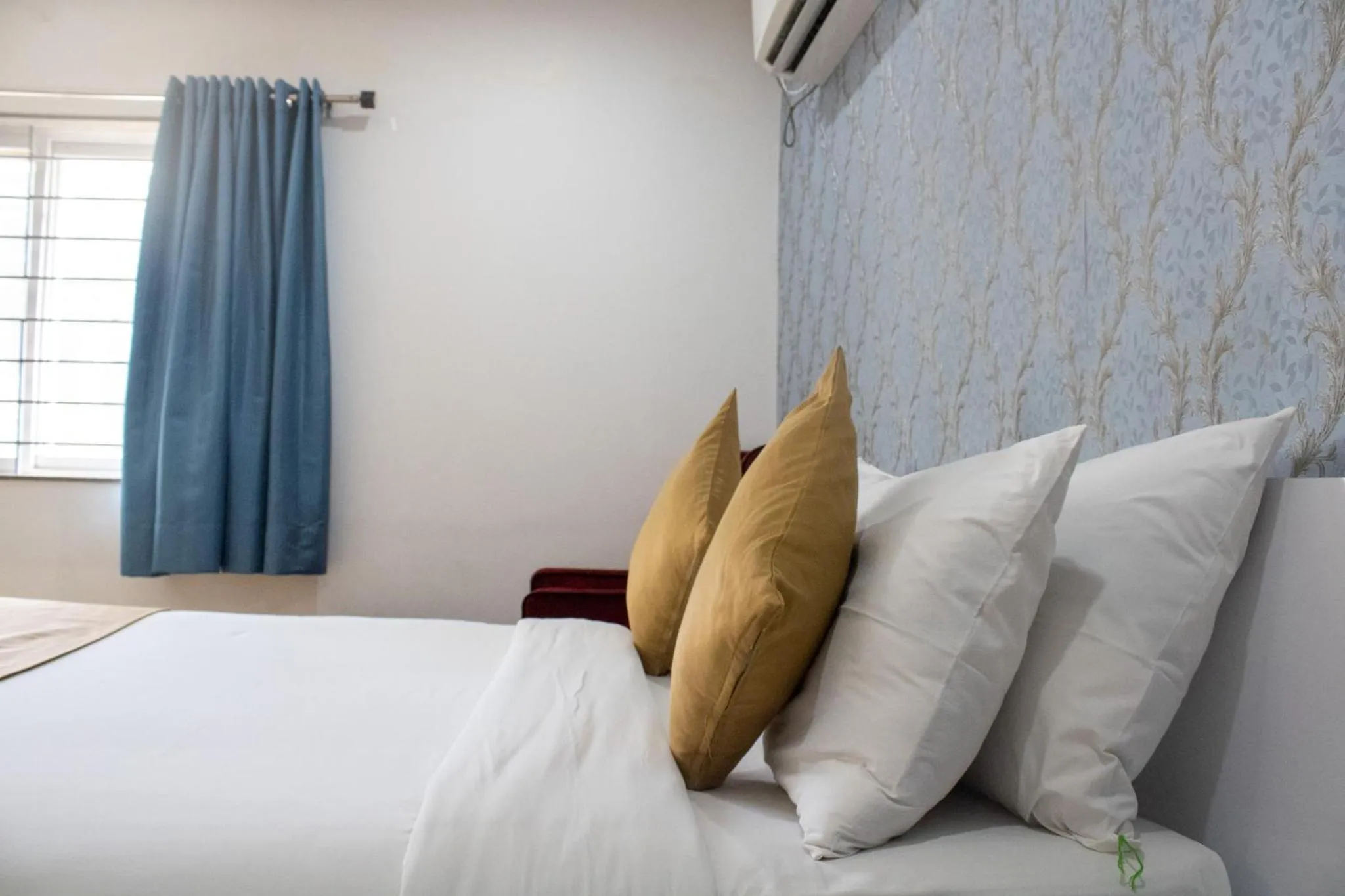 Bed in Mystic Hotel Koramangala