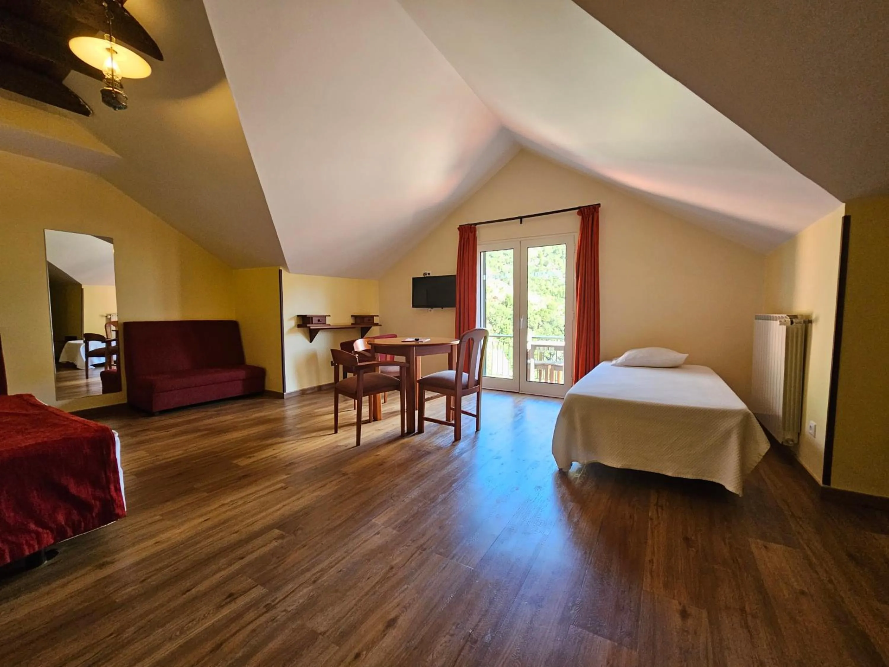 View (from property/room), Bed in Valley View Hotel Encumeada