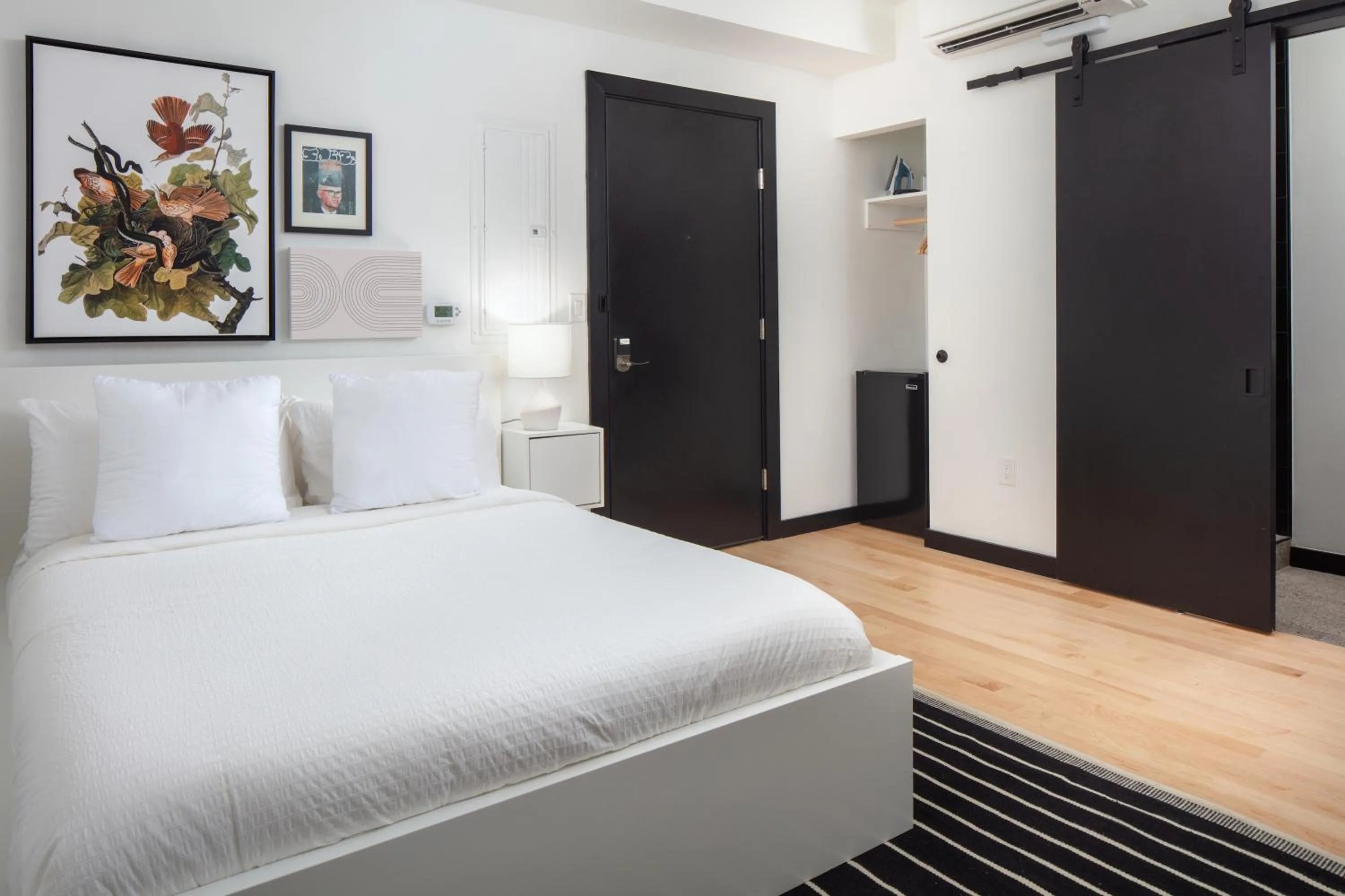 Bed in Kasa The Niche University City Philadelphia