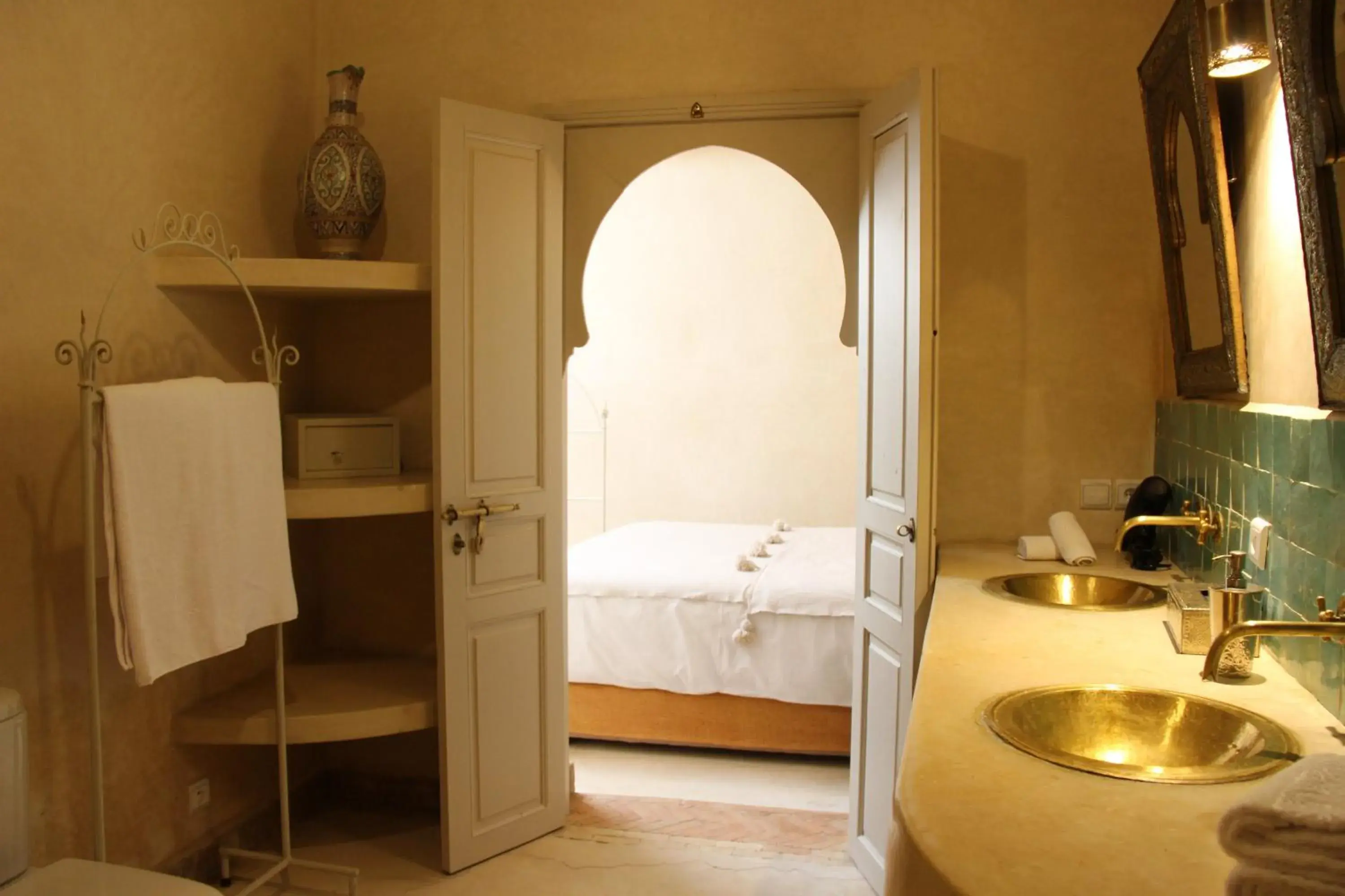 Deluxe Room Geddes in Riad Emberiza Sahari Deluxe Room Geddes in Riad Emberiza Sahari