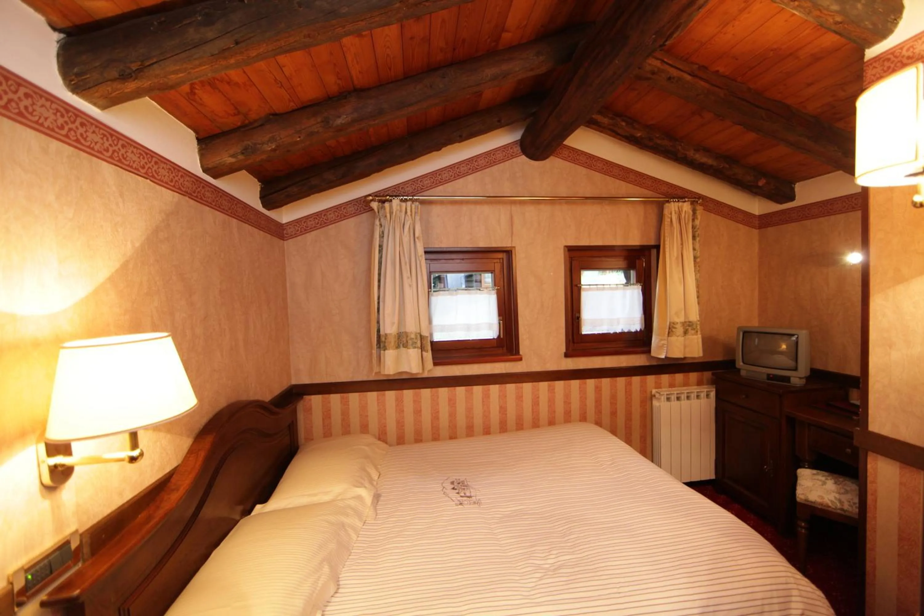 Bedroom, Bed in Hotel Petit Prince