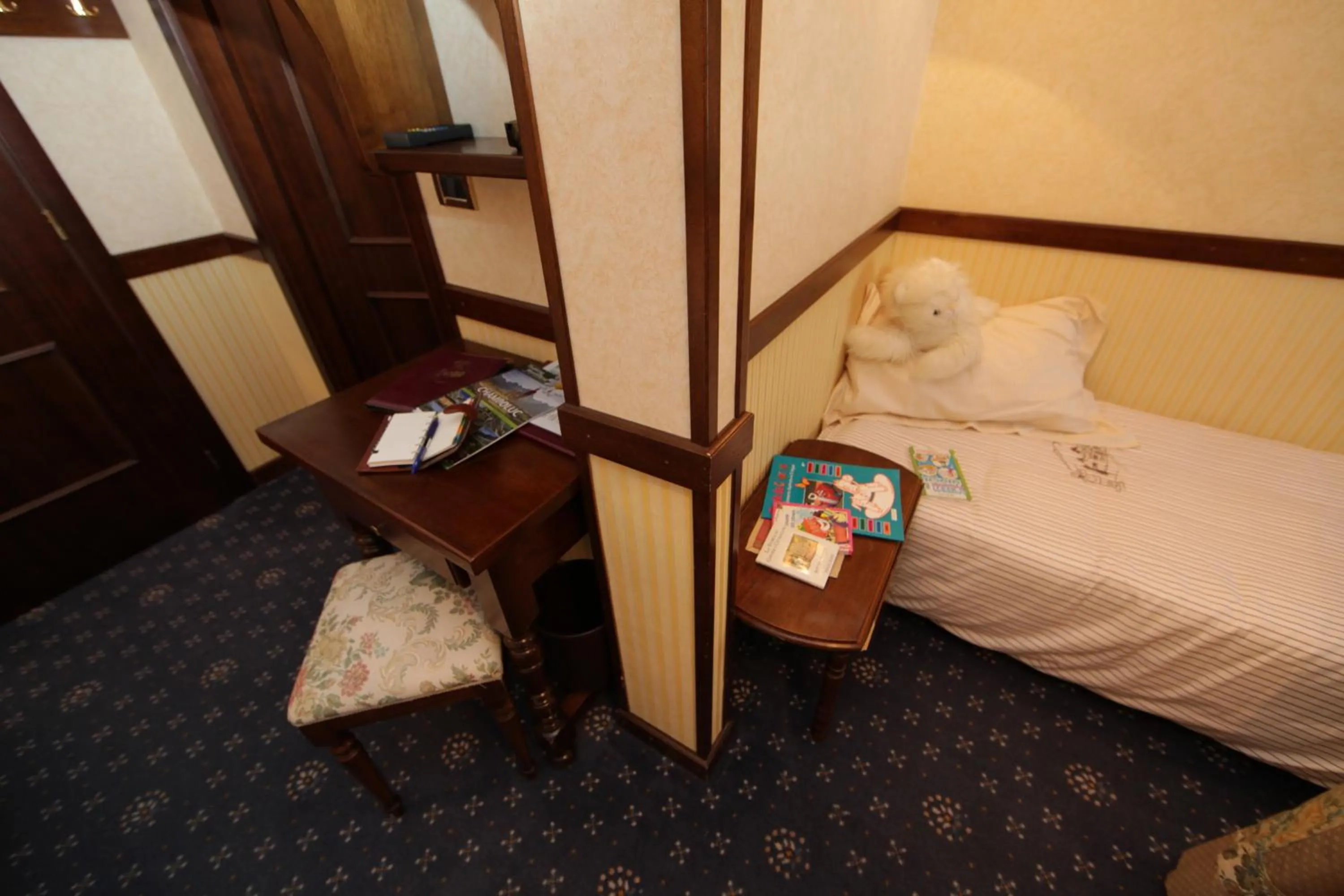 Bedroom, Bed in Hotel Petit Prince