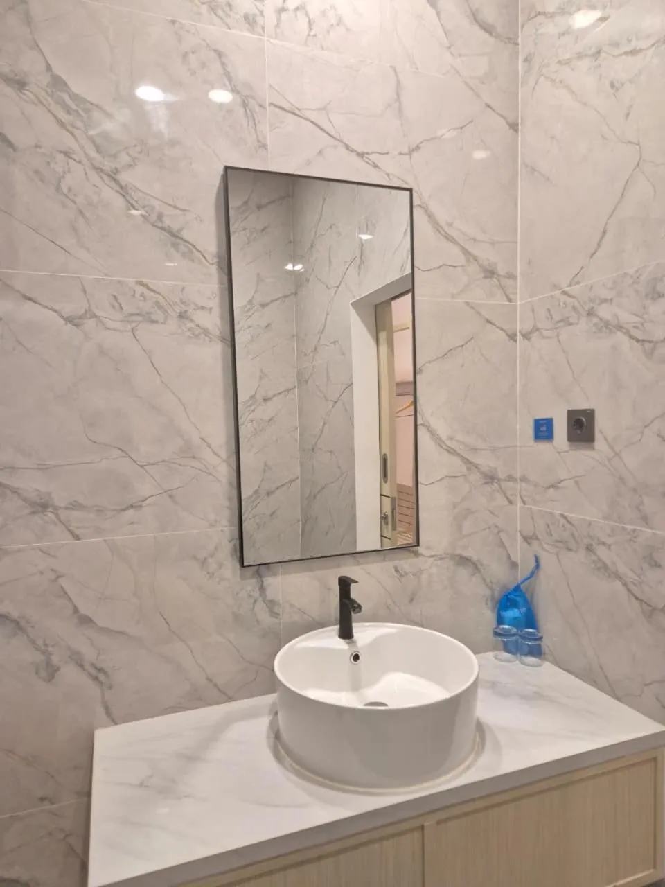 Bathroom in True Blue Hotel Menteng