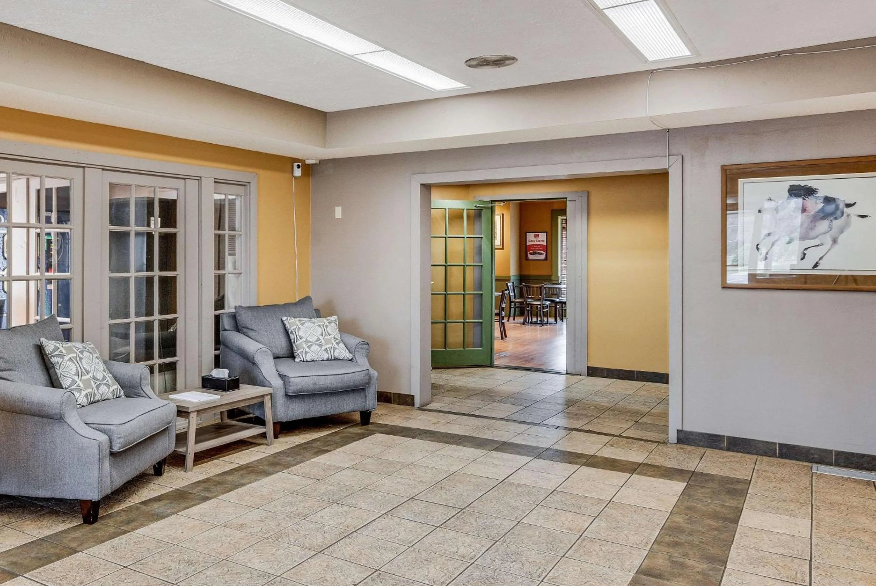 Lobby or reception in Econo Lodge Whitehall near Michigan's Adventure