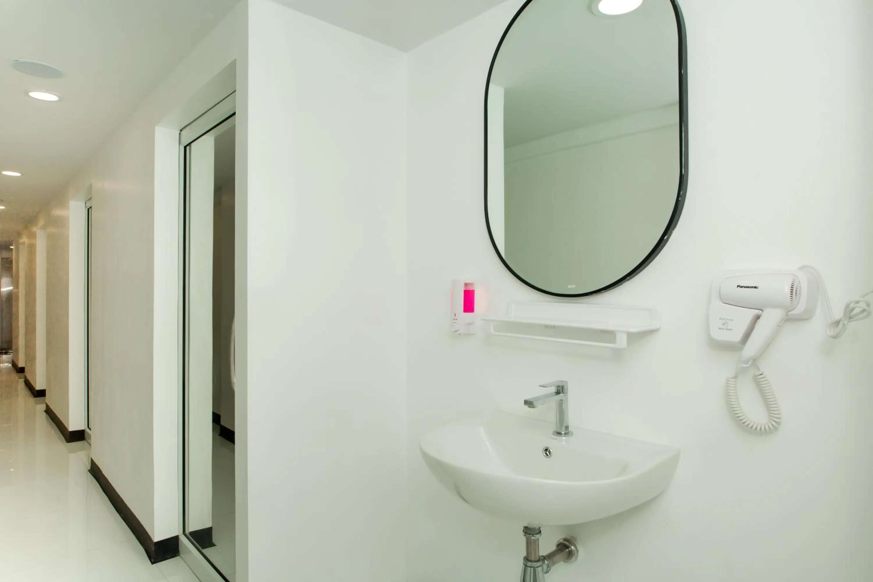 Bathroom in The Hostel Era