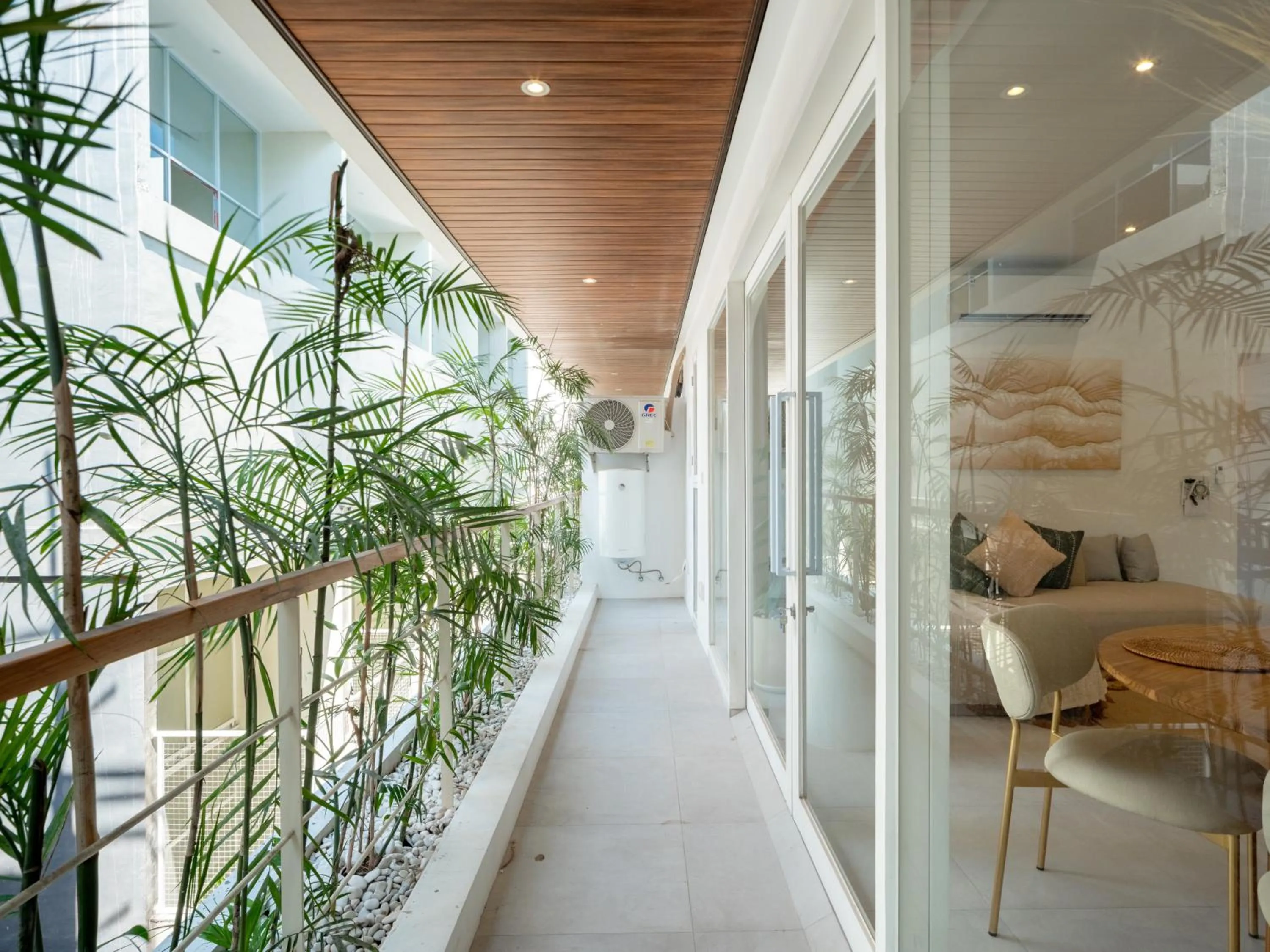 Balcony/Terrace in The Cruise Berawa Resort