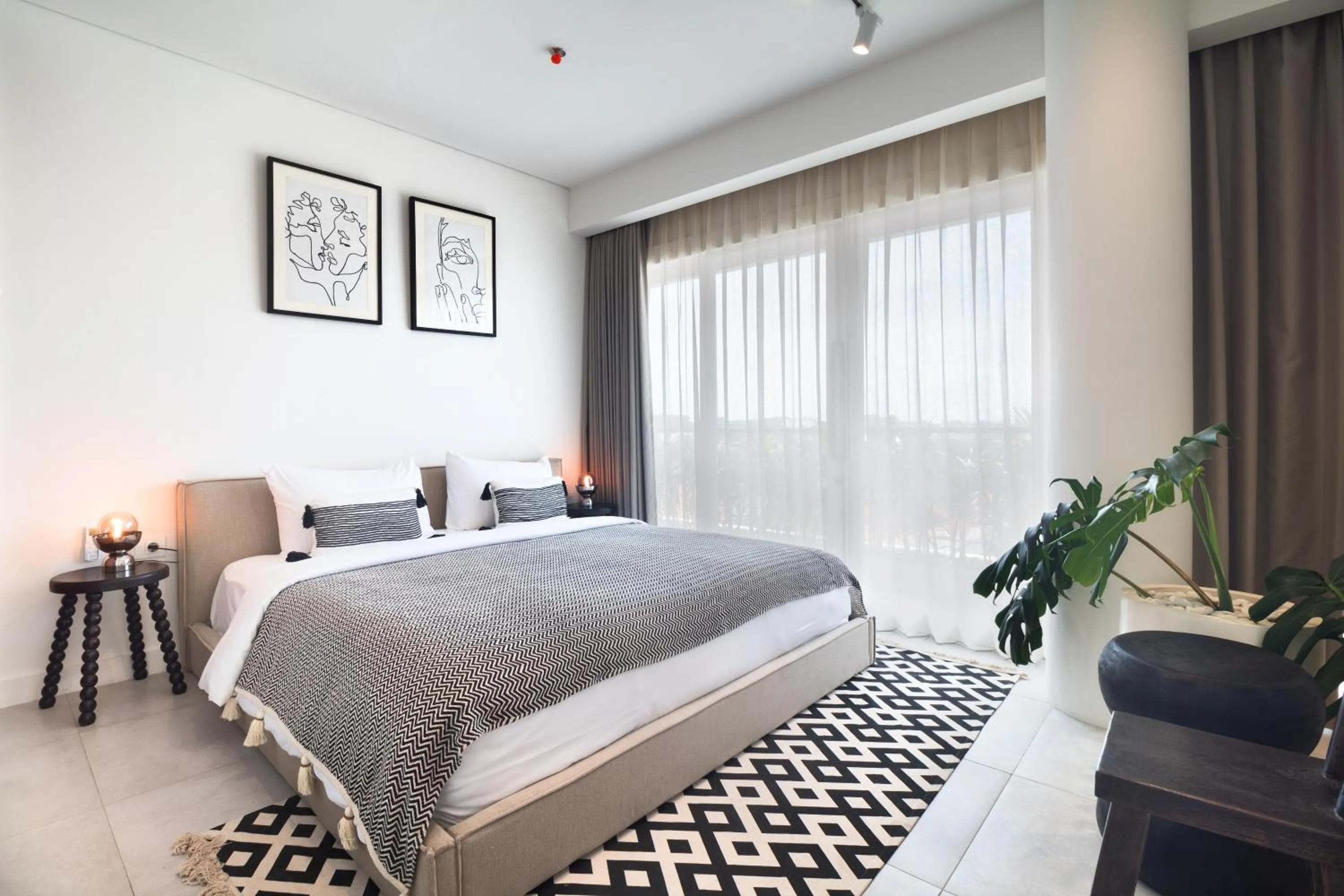 Bedroom, Bed in The Cruise Berawa Resort