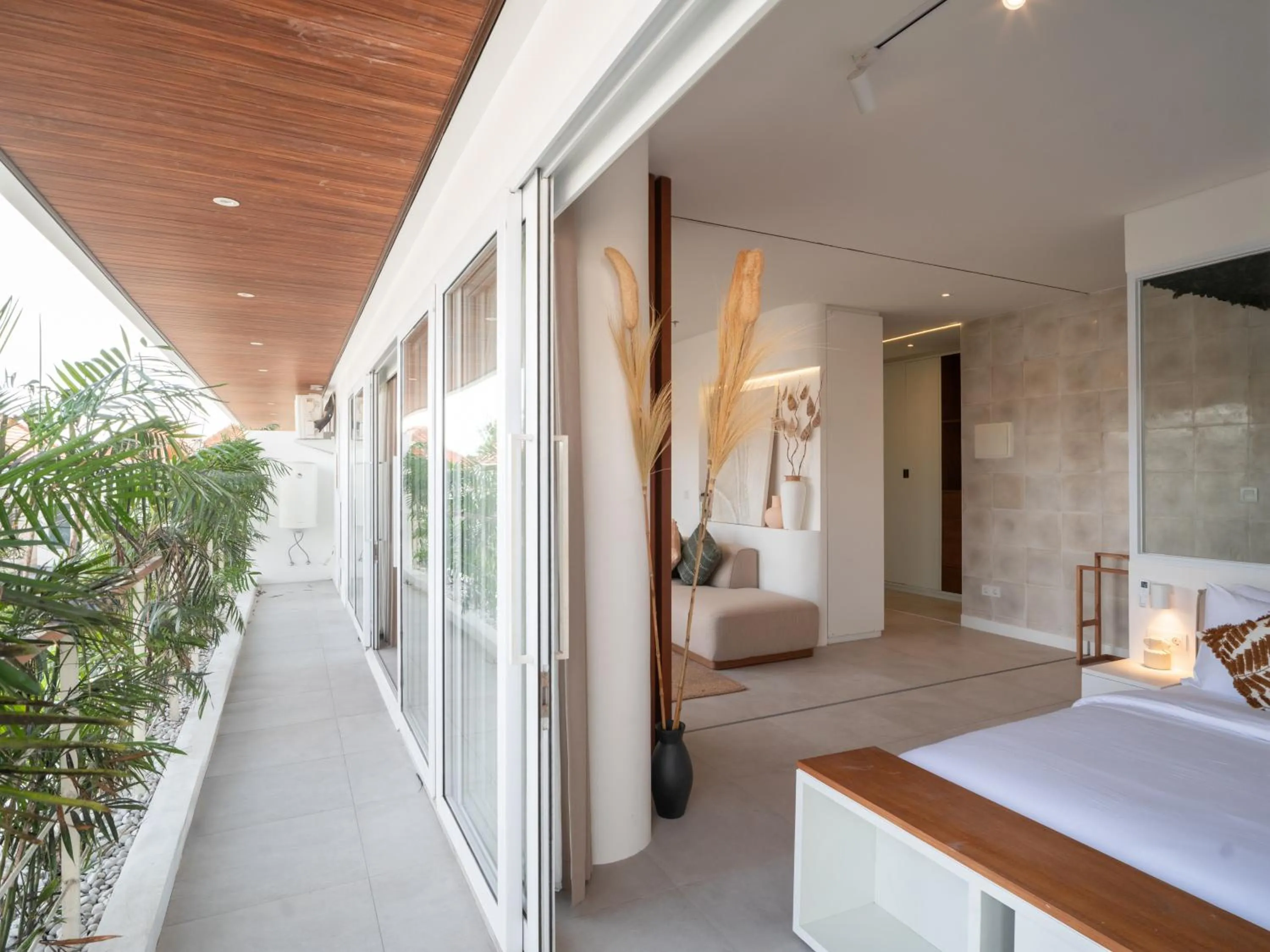 Bed in The Cruise Berawa Resort