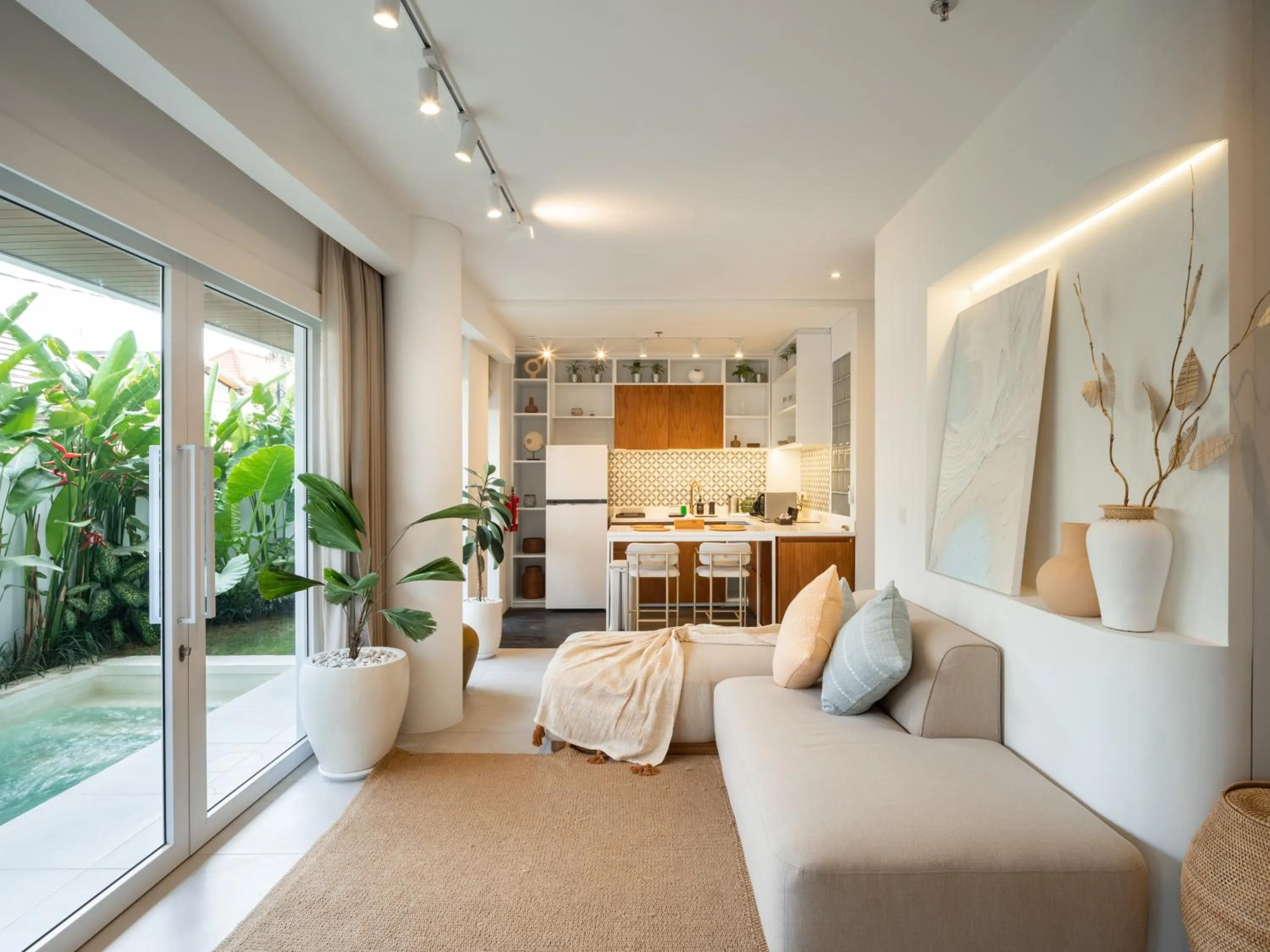 Living room in The Cruise Berawa Resort